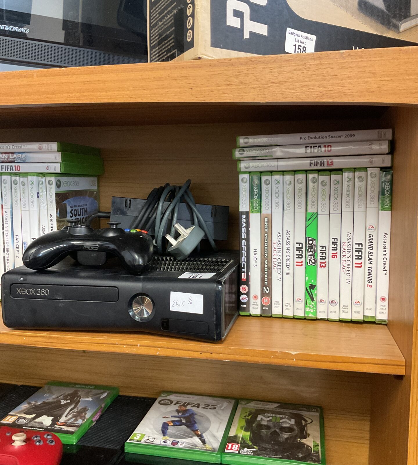 Xbox 360 console bundle with games