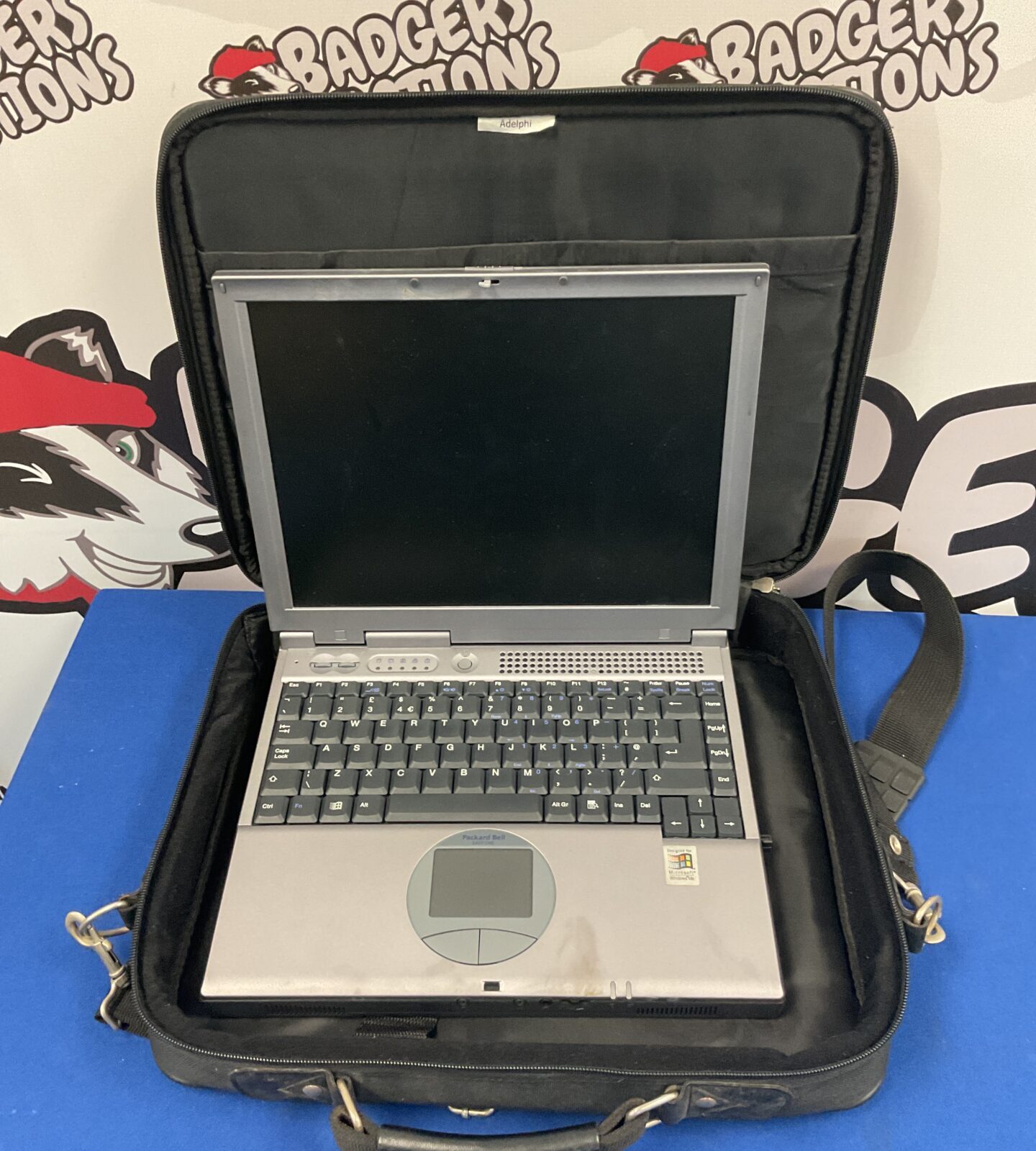 Vintage packard bell easy one laptop with charger