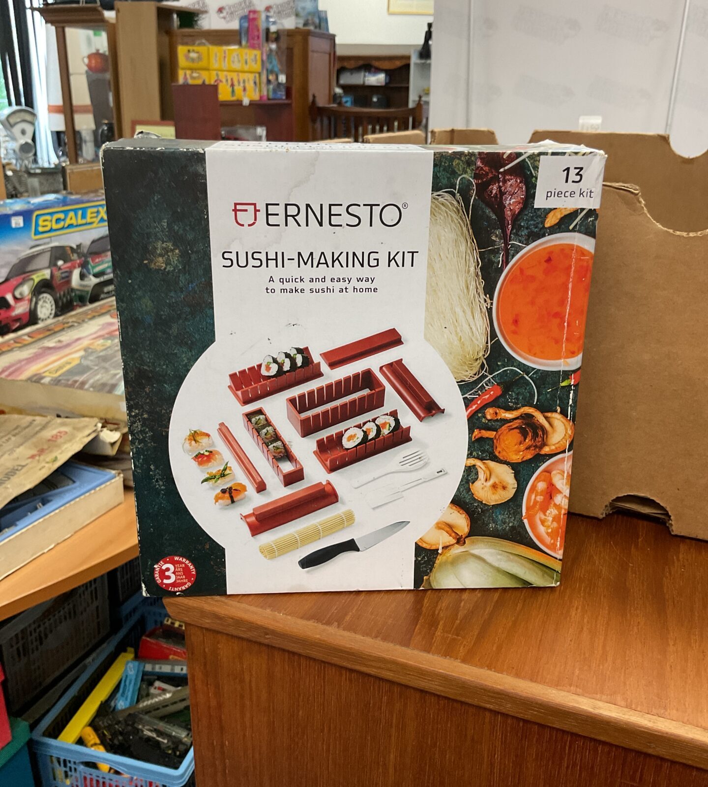 Ernesto sushi making kit appears new