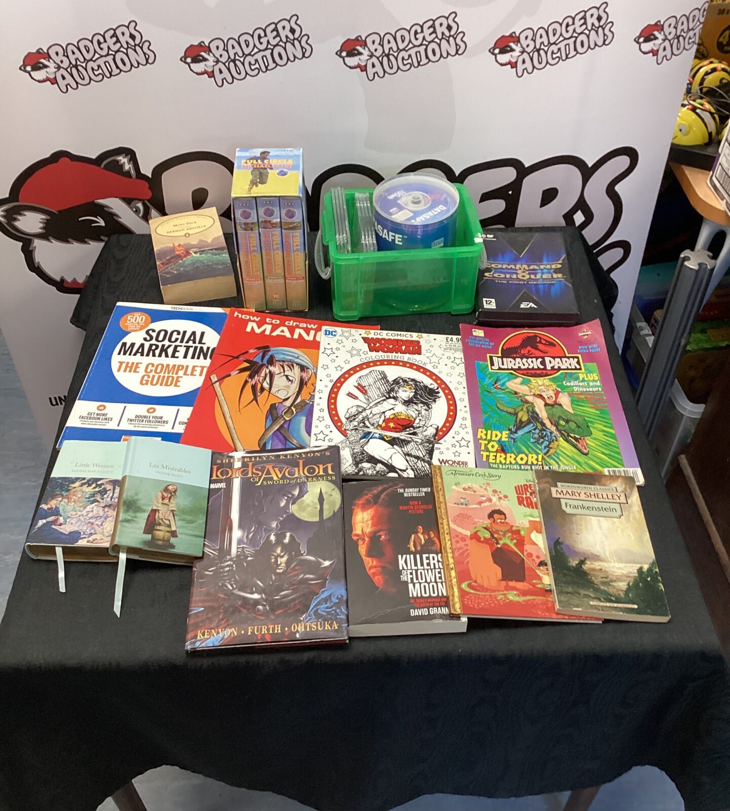 Quantity of mixed inc pocket books, how too magazines & books & blank recordable cds