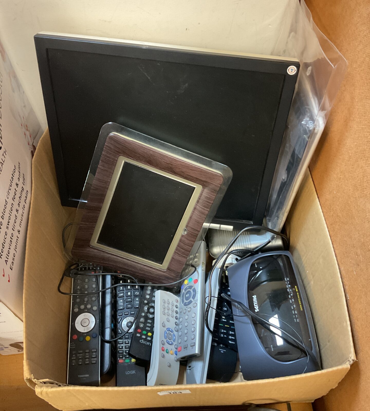 Box of mixed including remotes & philips radio