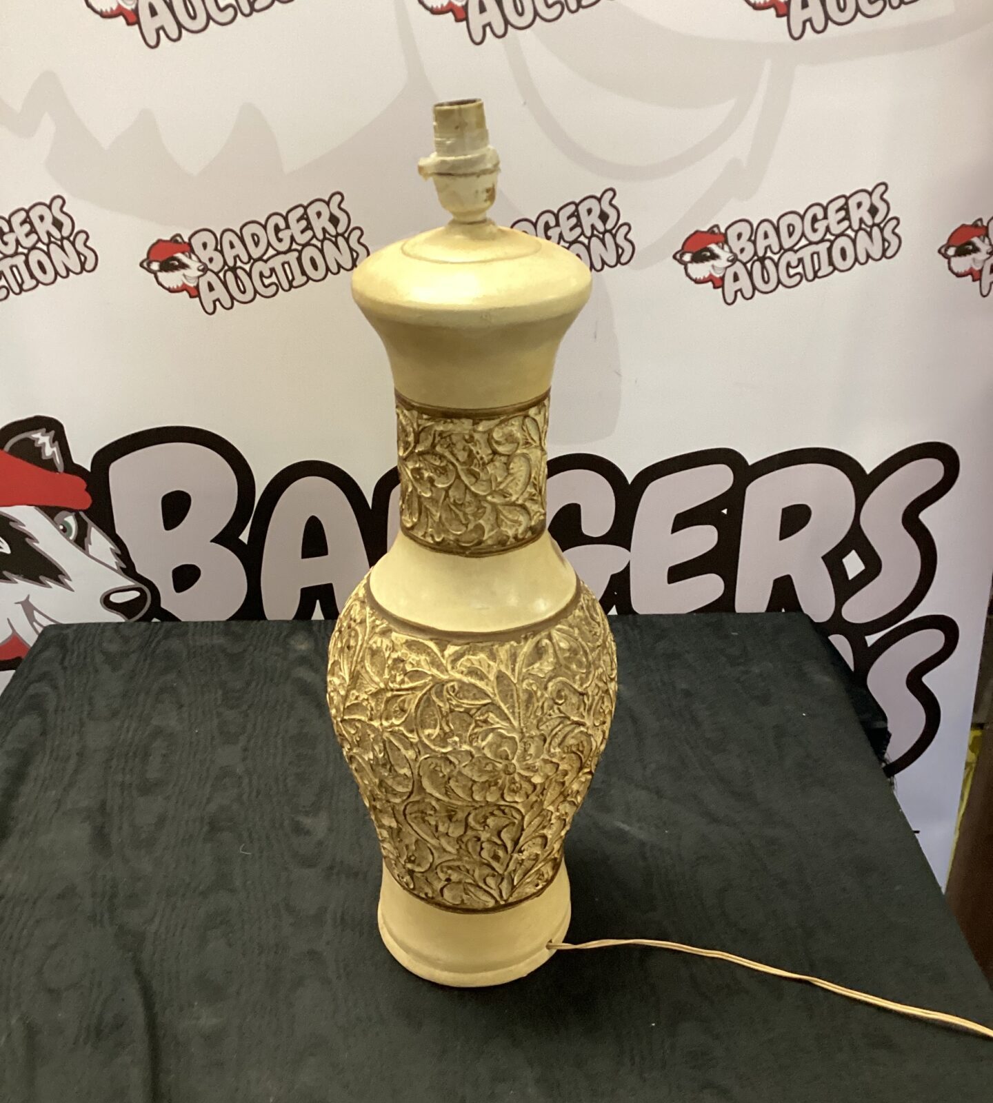 Vintage chalkware table lamp