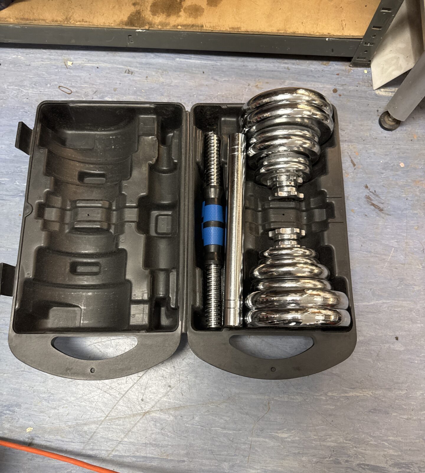 Set of weights with dumbbell & barbell extension bars