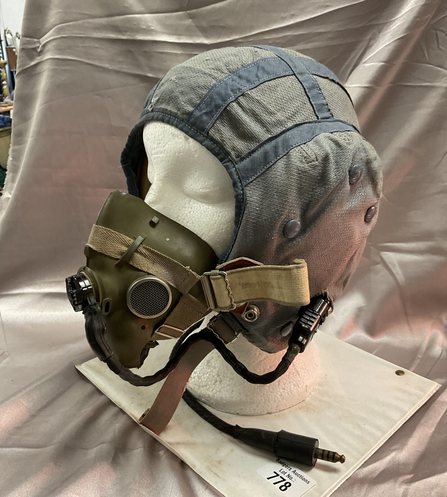 Post War R A F Type G Flying Cloth Helmet With Electrics  and H type oxy mask - Image 2