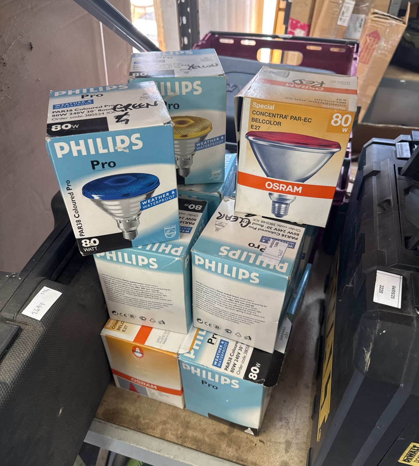 Selection of Philips pro par38 coloured light bulbs assorted colours