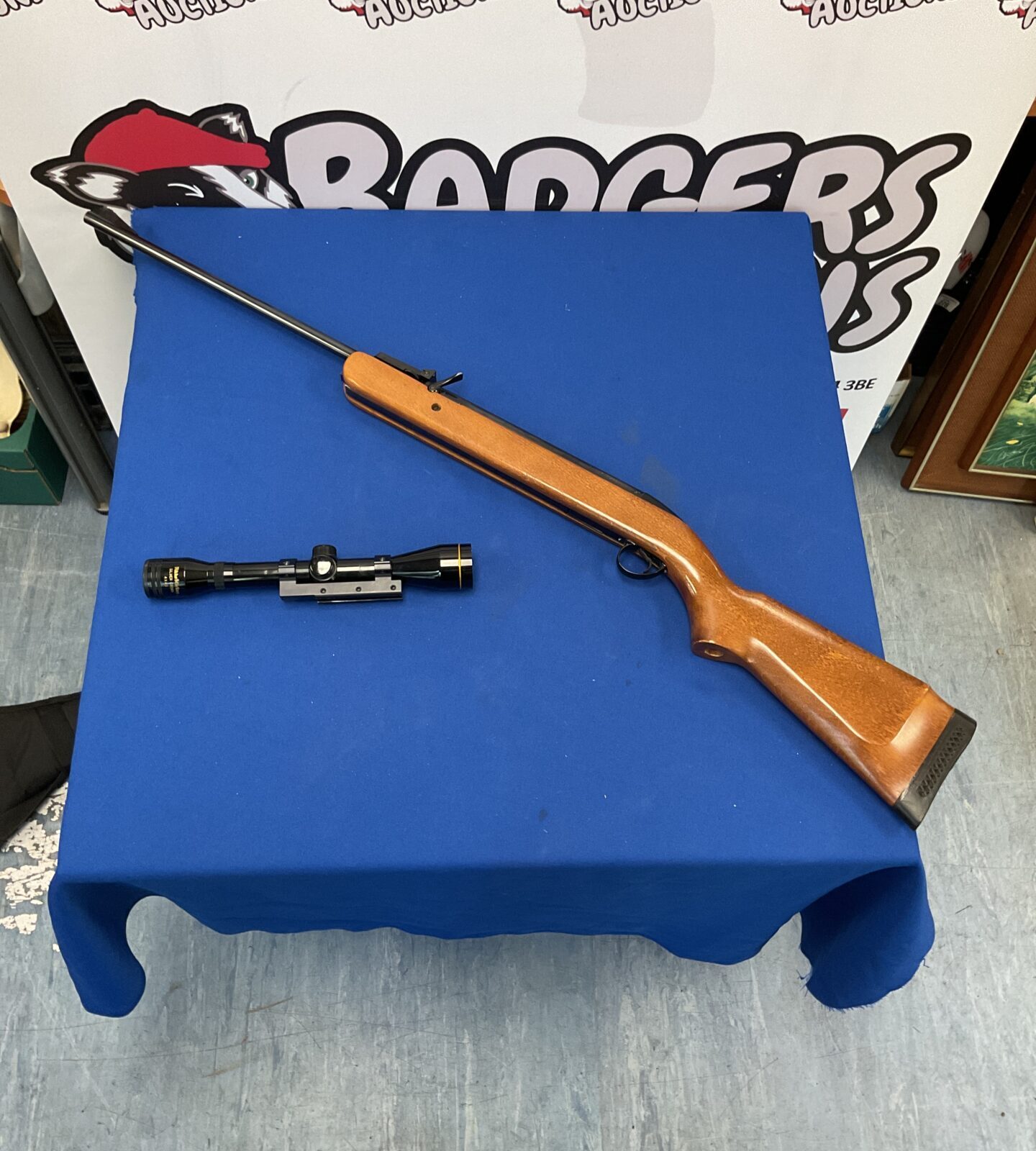 Bsa airsporter 22cal air rifle with nikko stirling silver crown 4x40 scope - Image 2