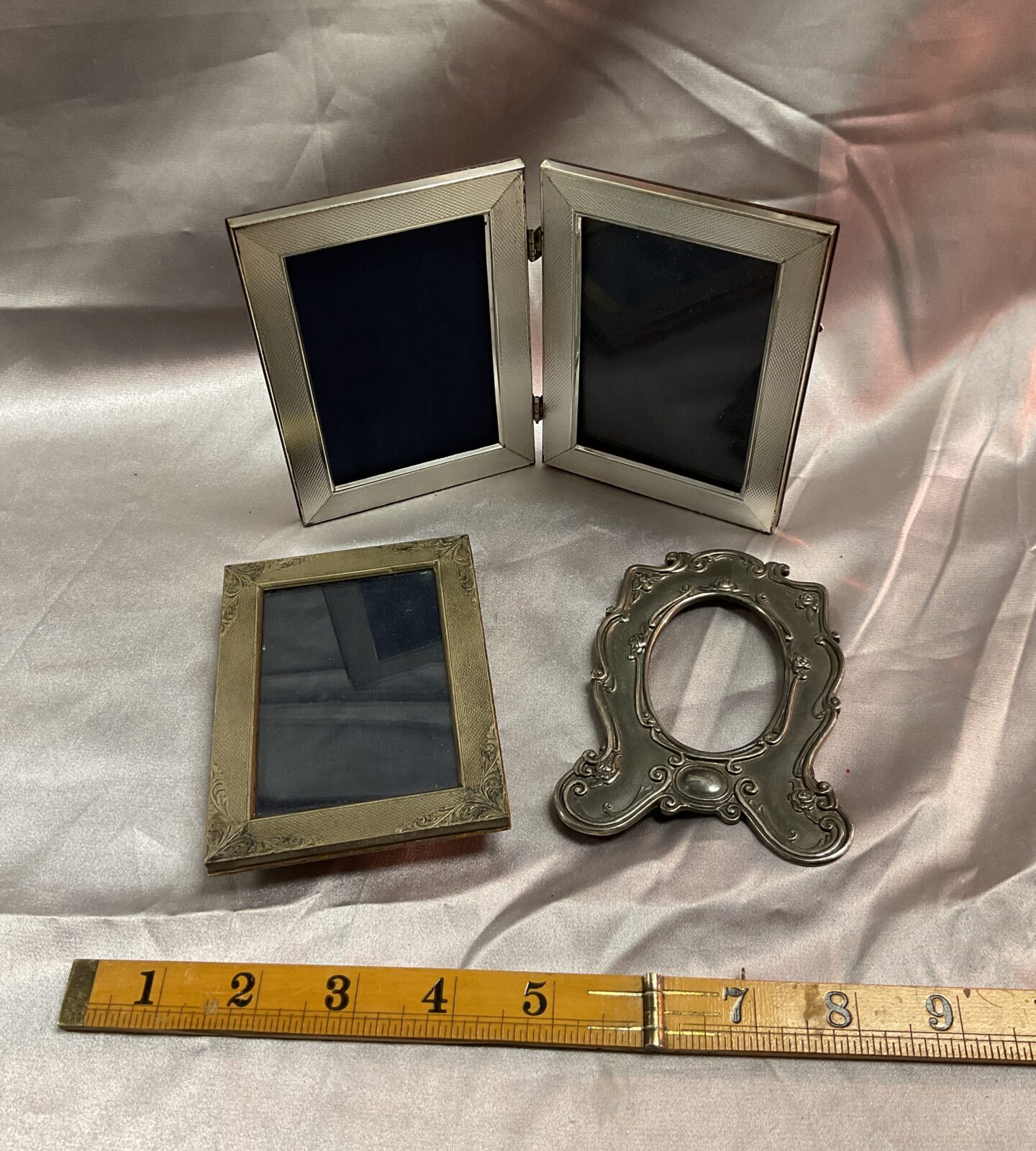 Three small photo frames inc 800 Silver