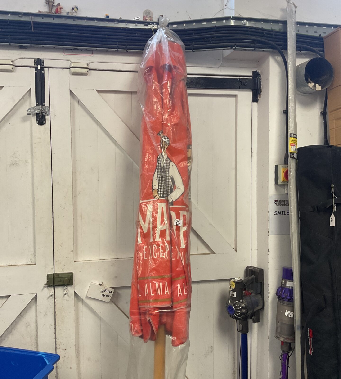 Large new madri pub umbrella