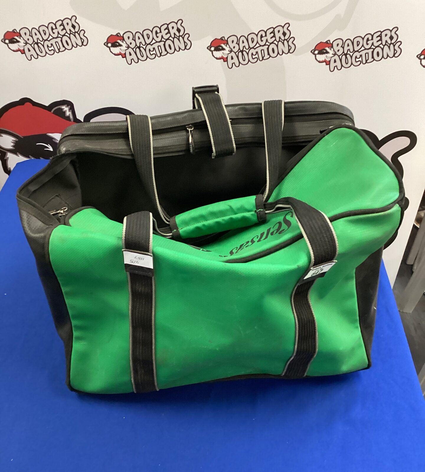 Sensas fishing bag