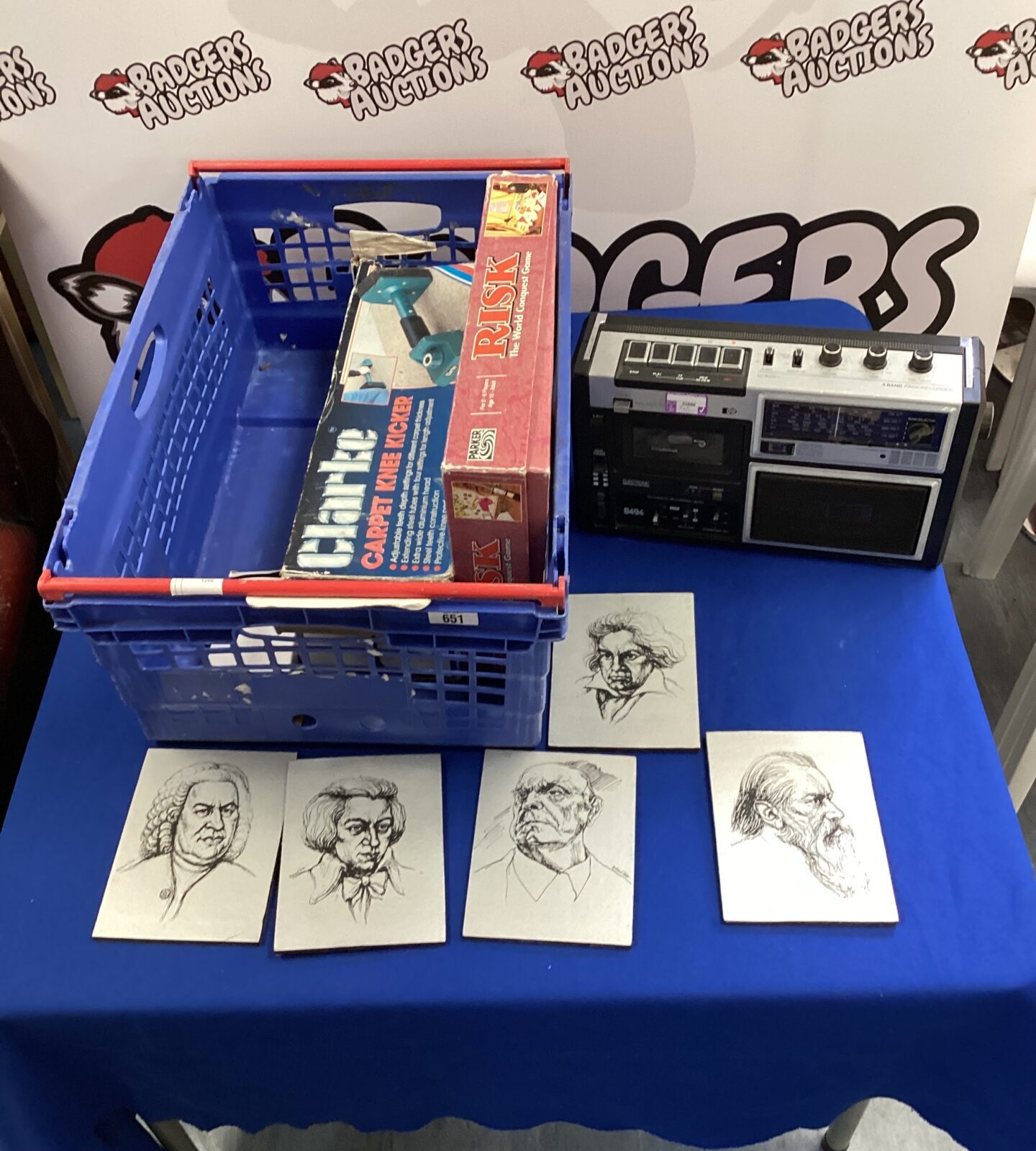 Crate of mixed inc 4band radio recorder, game of risk, clarke carpet knee kicker & famous composer tiles