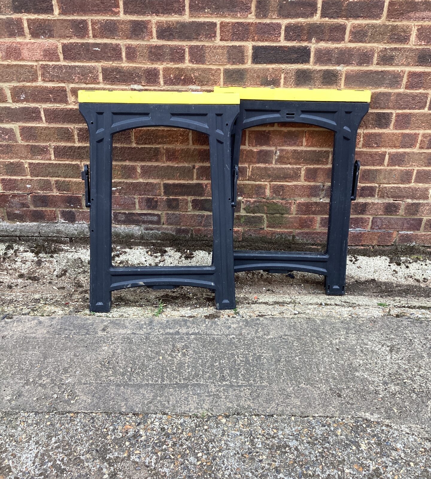 Set of plastic tressels