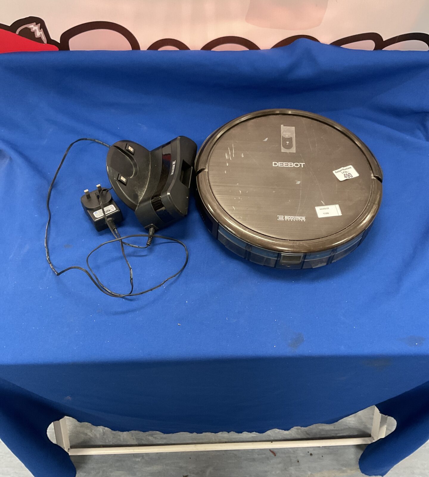 Deebot robot vacumn with charger
