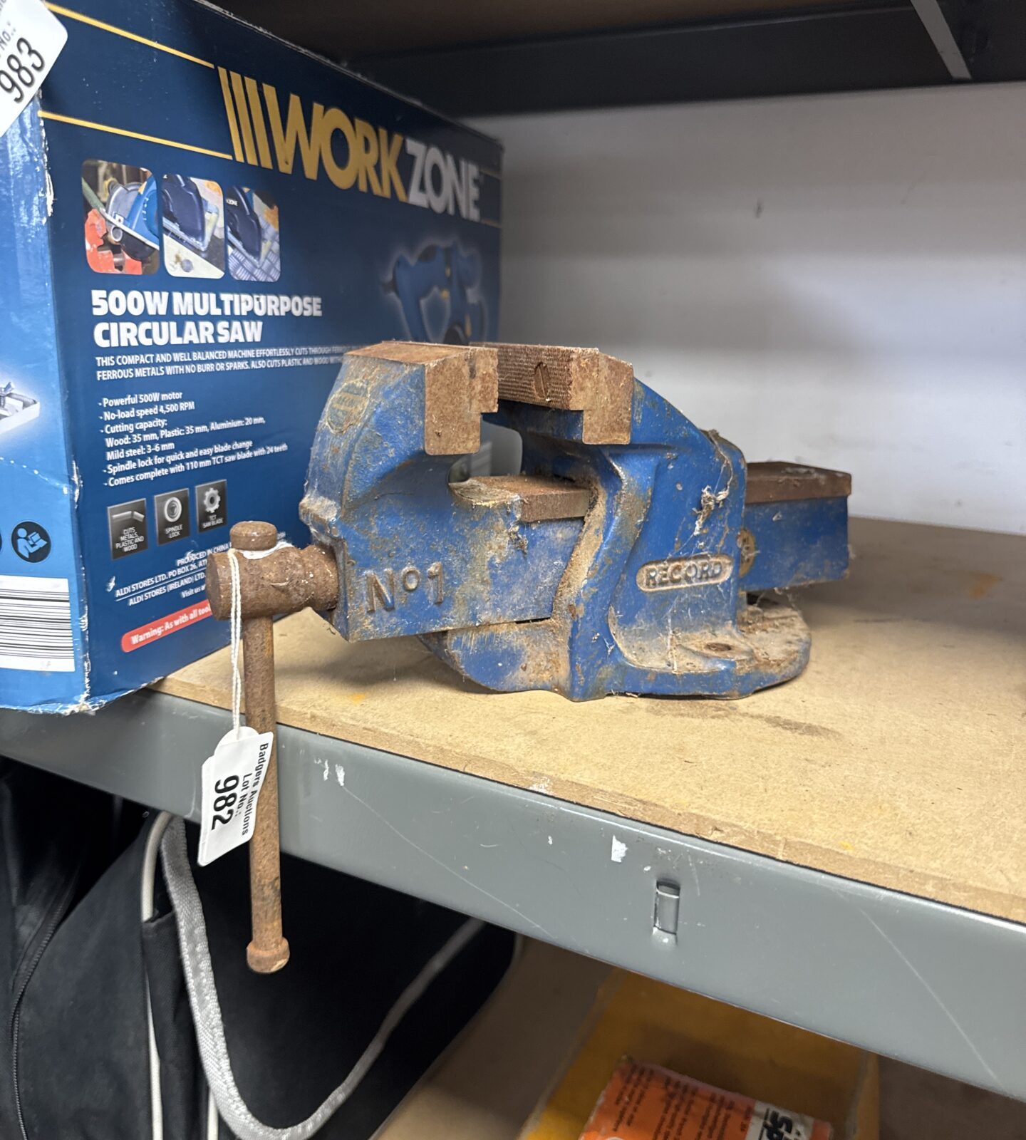 Vintage record no1 bench vice