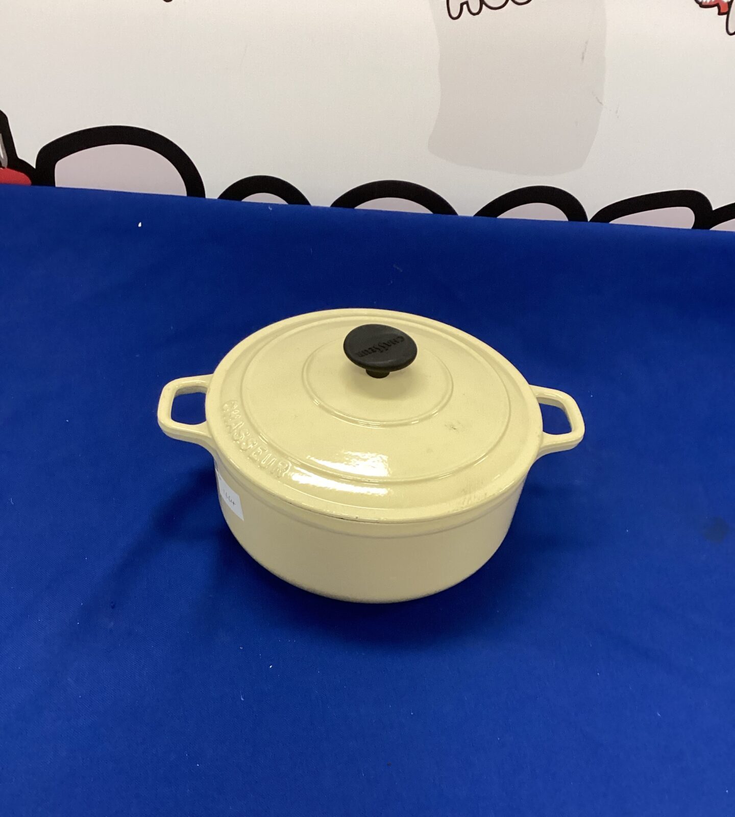 Chasseur cast iron Casserole Pot