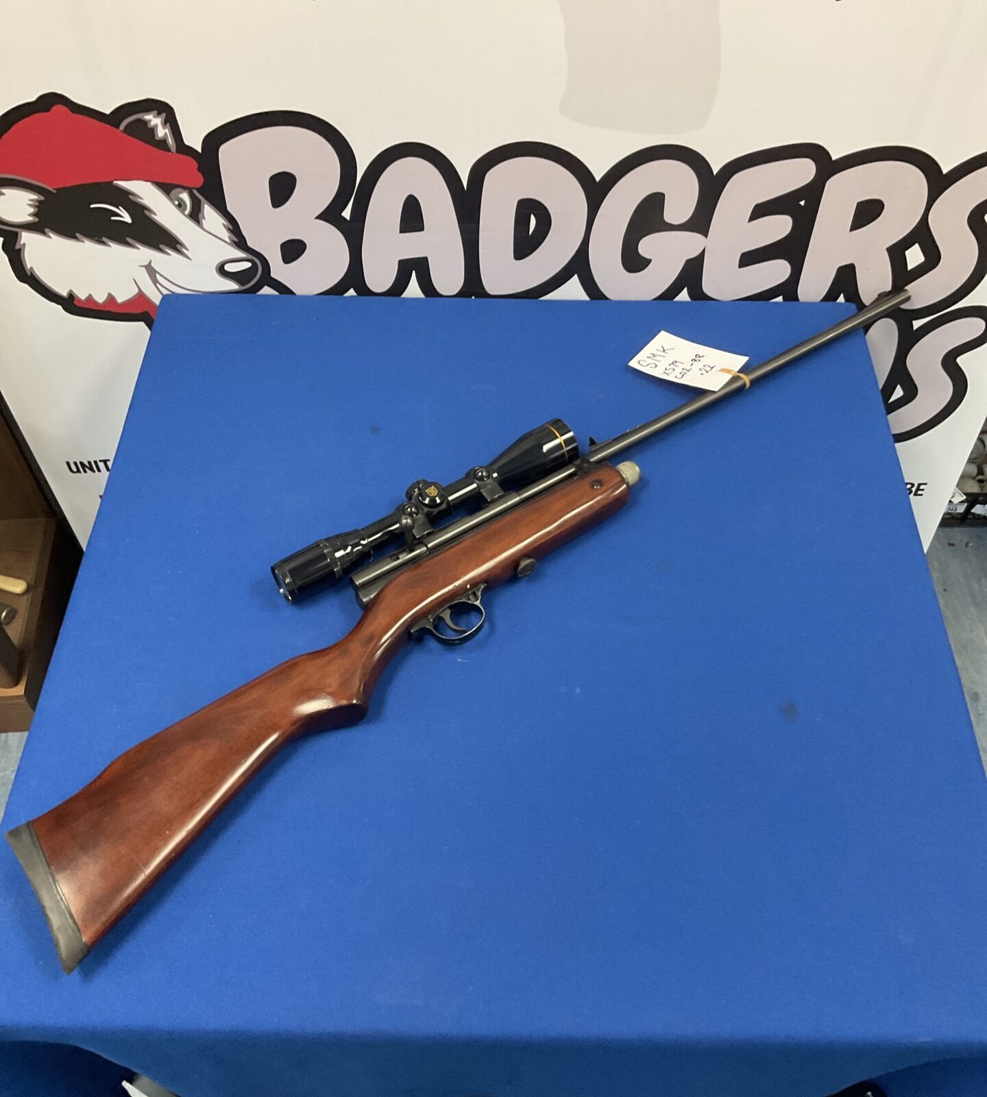 Smk xs79 co2 -88 .22 cal rifle with scope