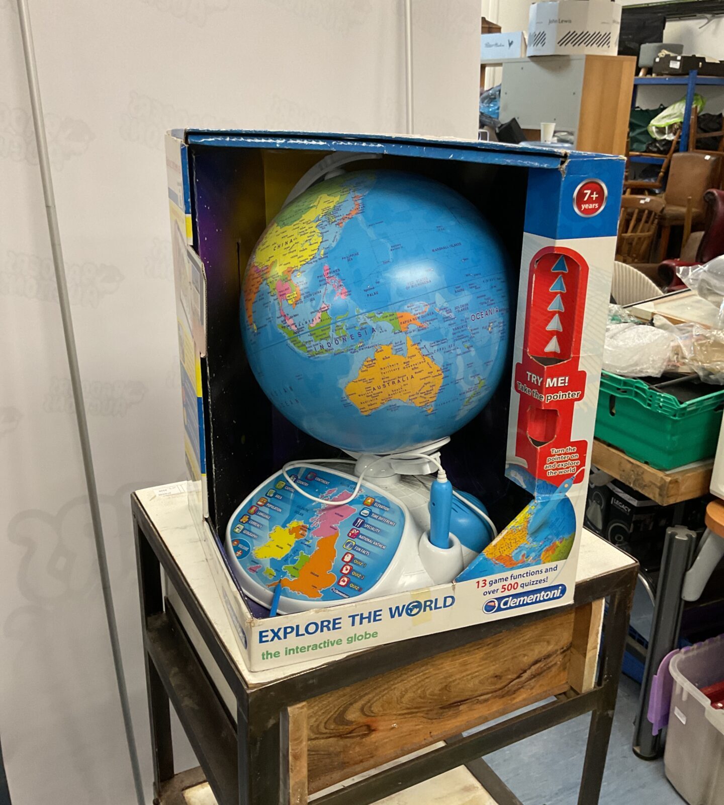 Clementoni boxed explore the world interactive globe
