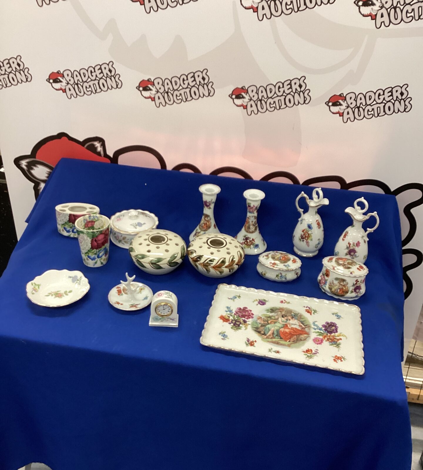 Selection of mixed porcelain inc Aynsley