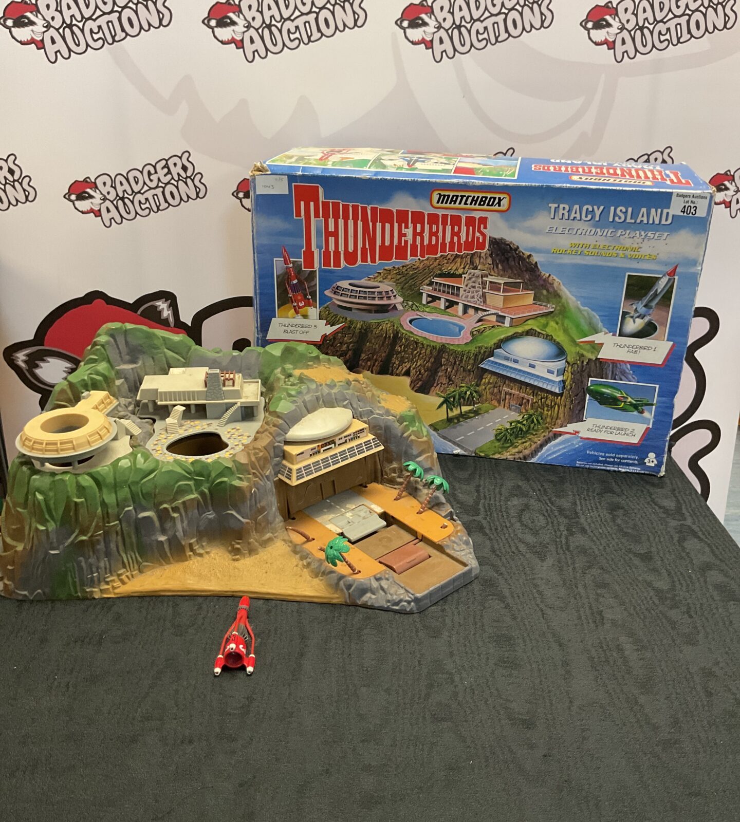 Vintage Matchbox Thunderbirds Tracy Island Electronic Playset Boxed With Thunderbird 3