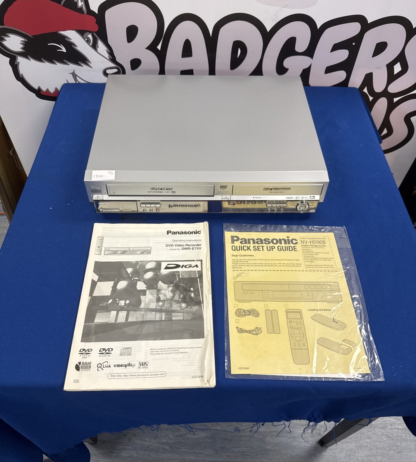 Panasonic dvd/vhs combi player with manuals - untested, no leads