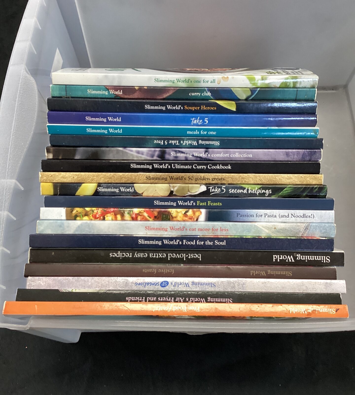 Box of slimming world cook books