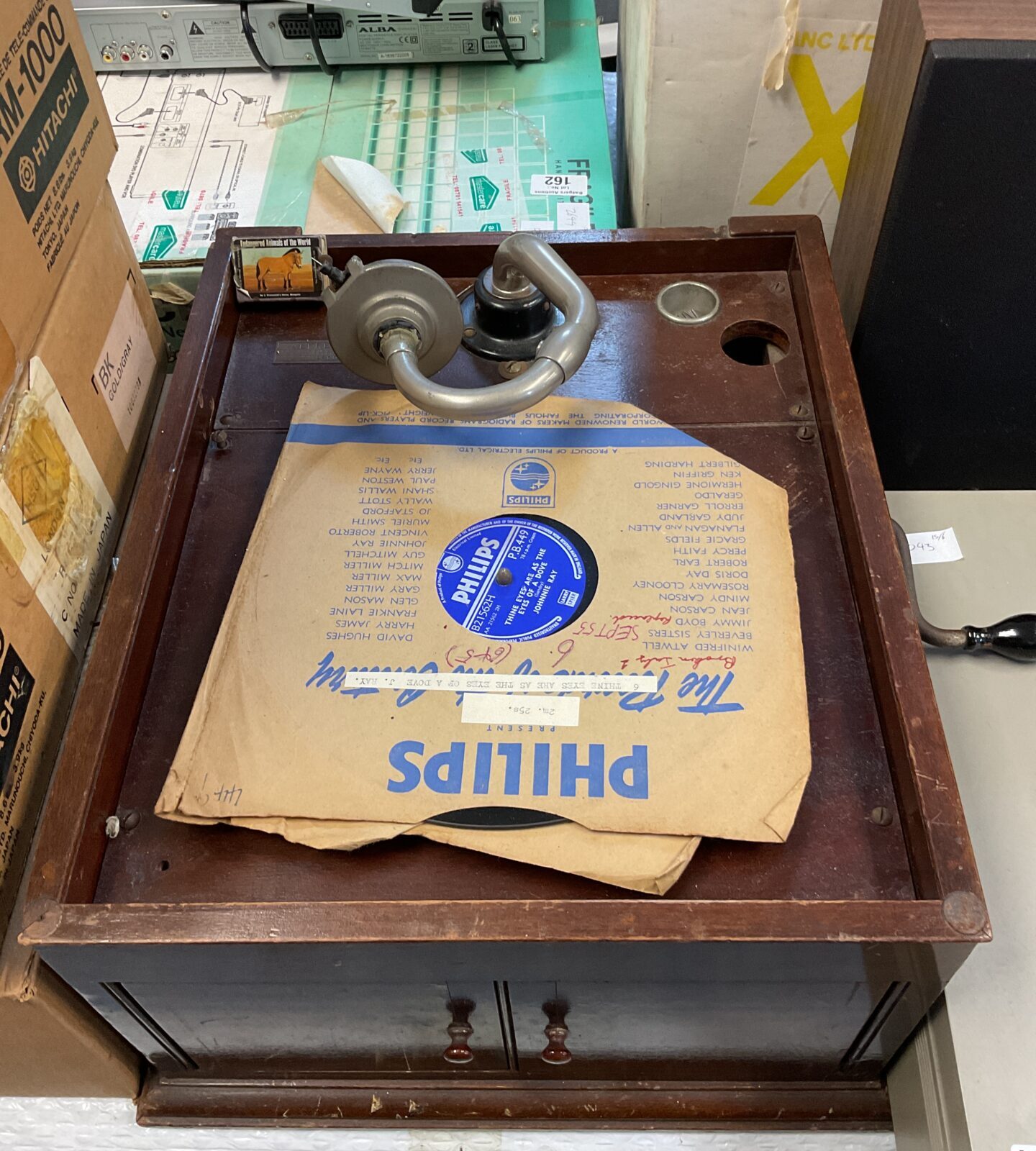 1930s alfred hays gramophone working but has no lid