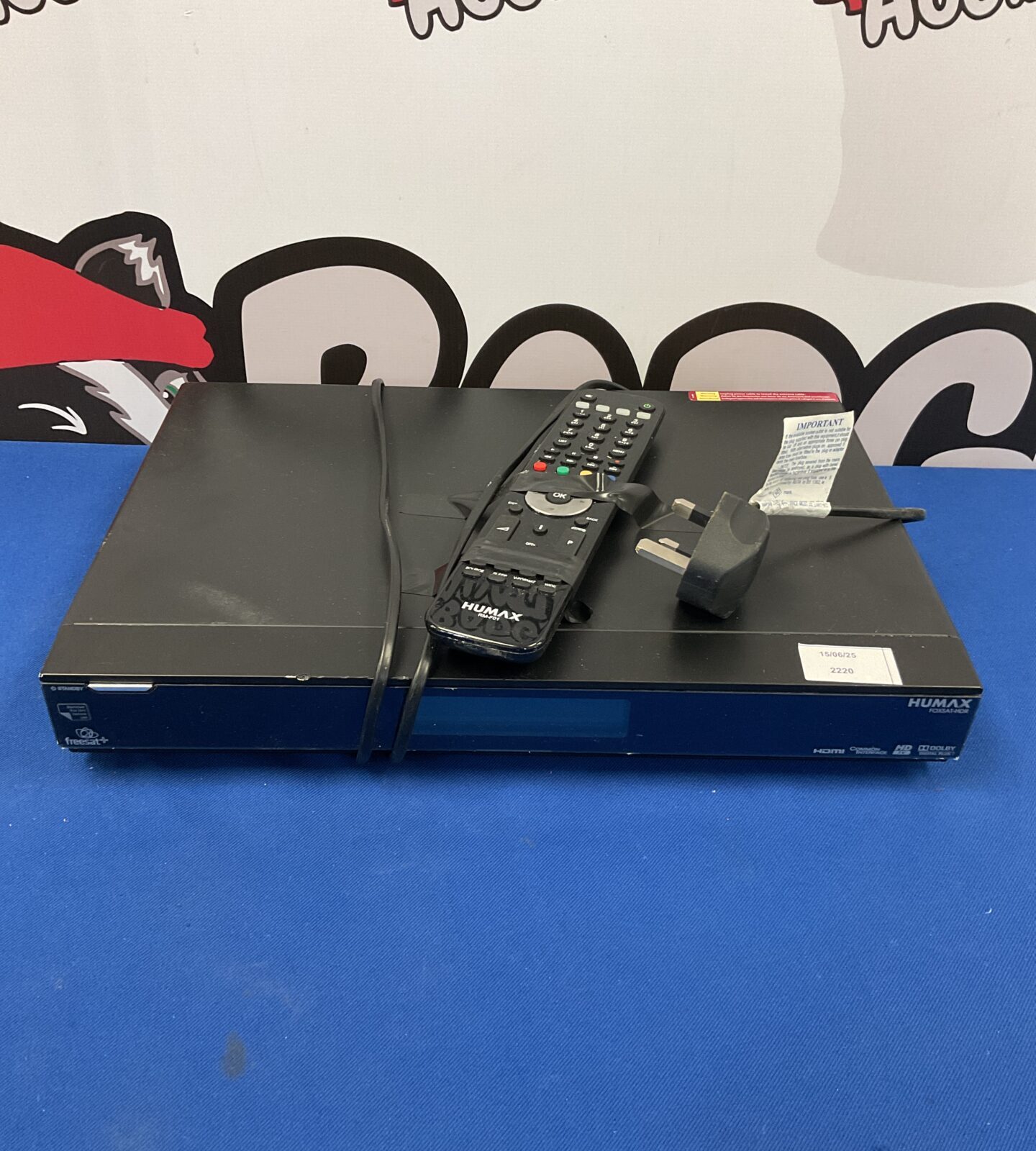 Humax foxsat-hdr with remote