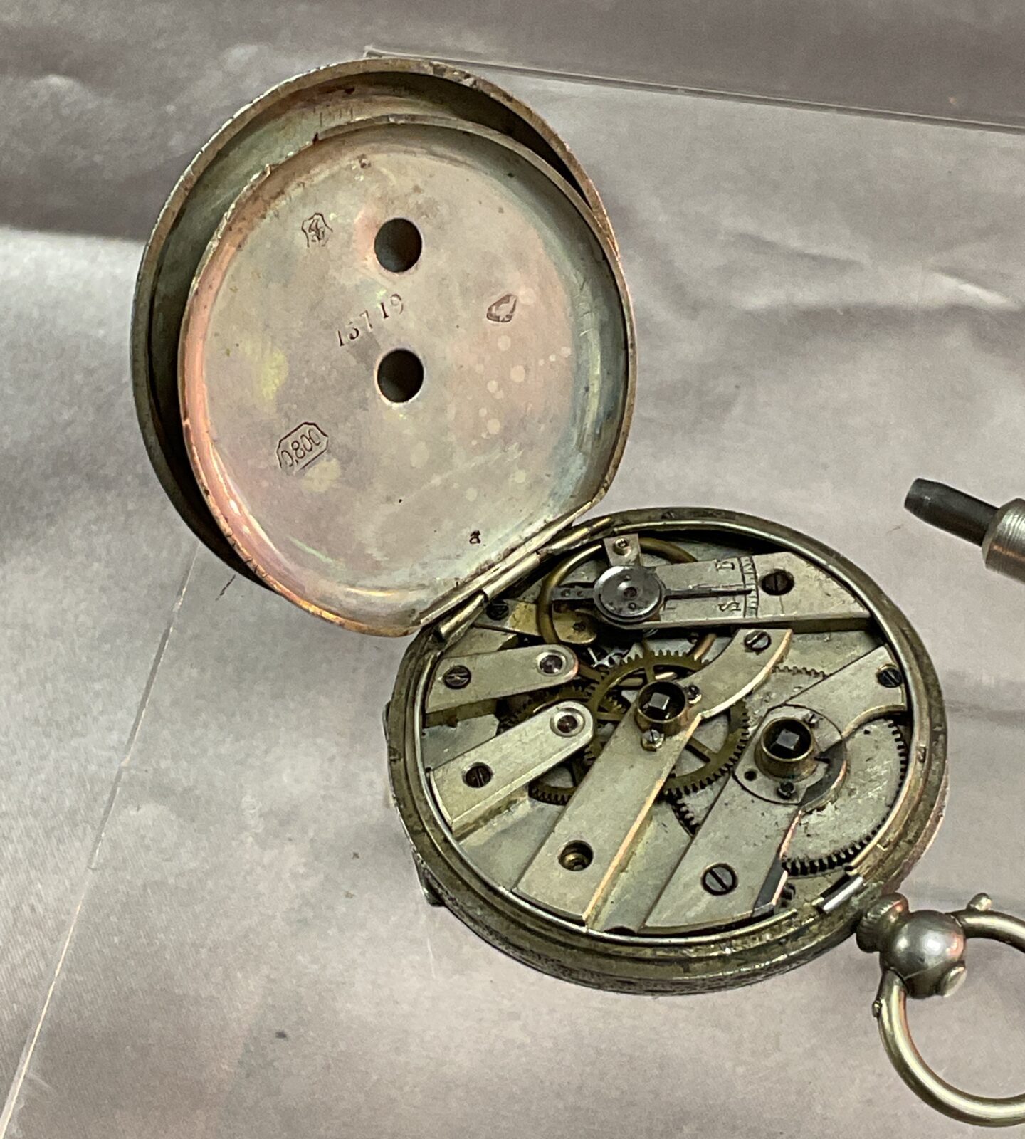 800 Silver Ladies pocket watch with key - Image 2
