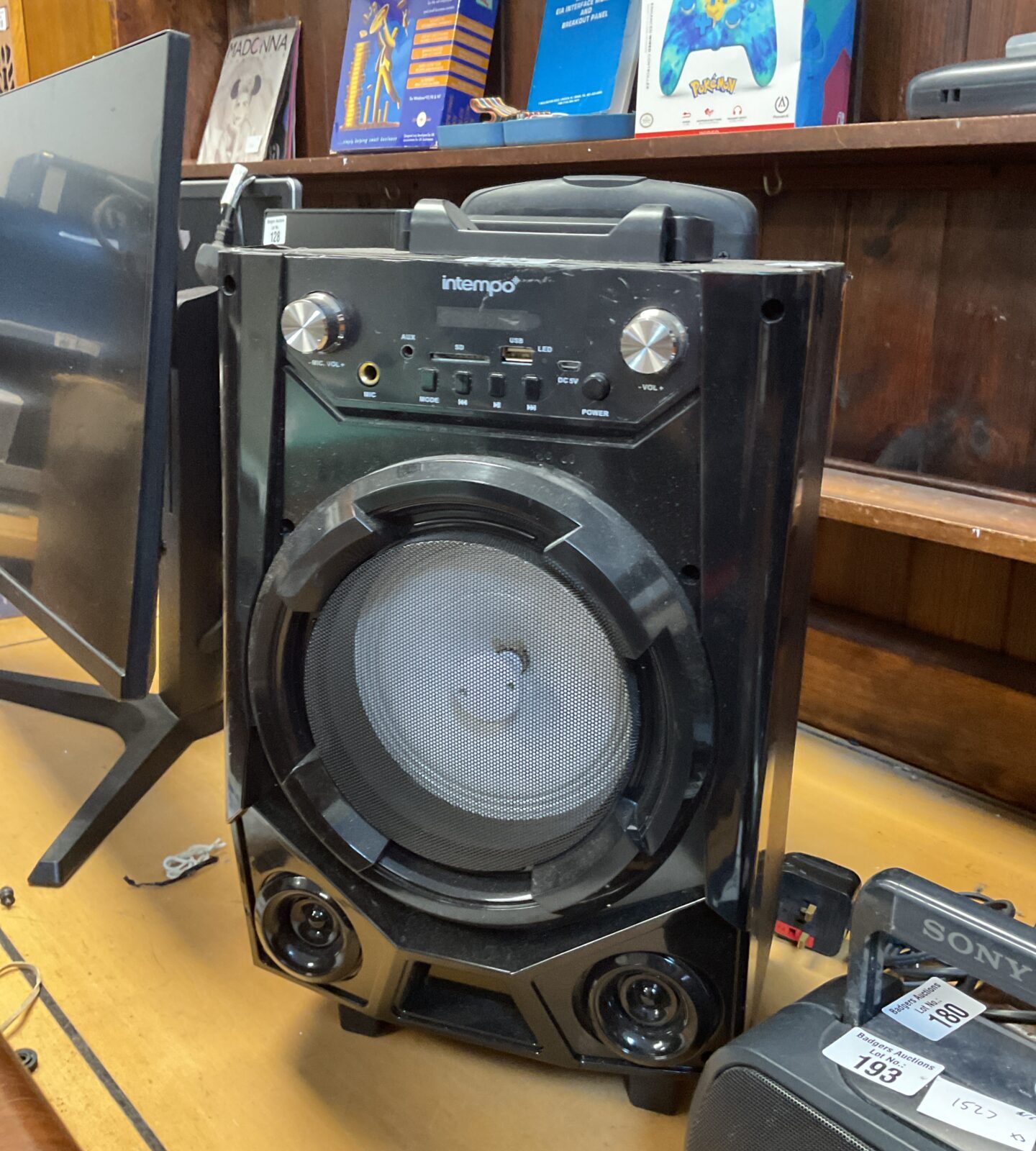 Intempo portable speaker