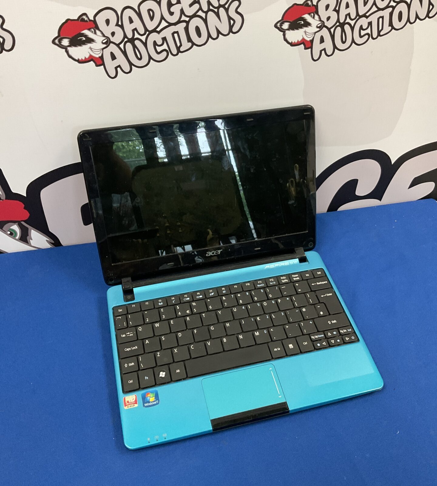 Acer aspire one windows 7 laptop untested