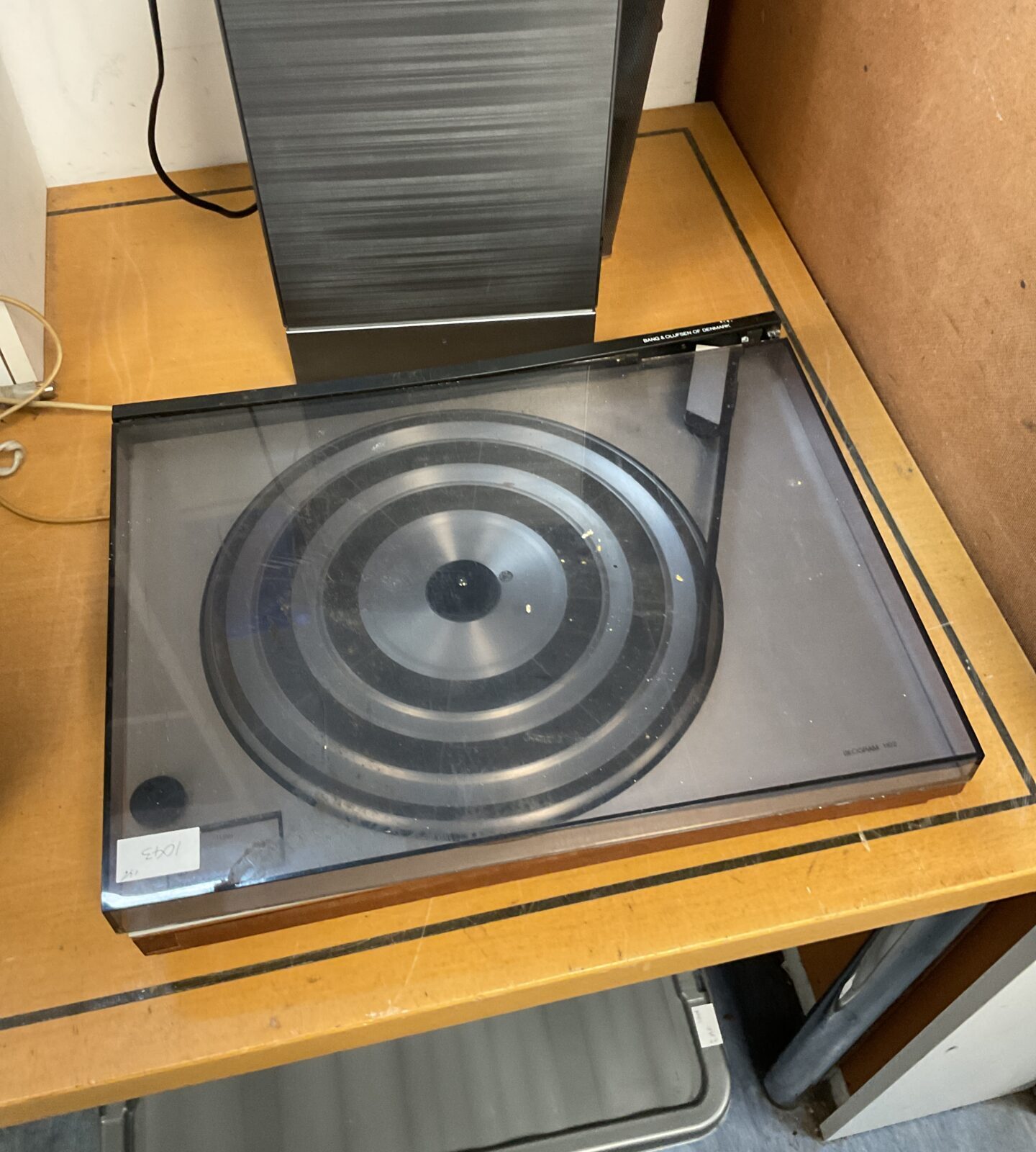 Bang & olufsen beogram 1102 turntable