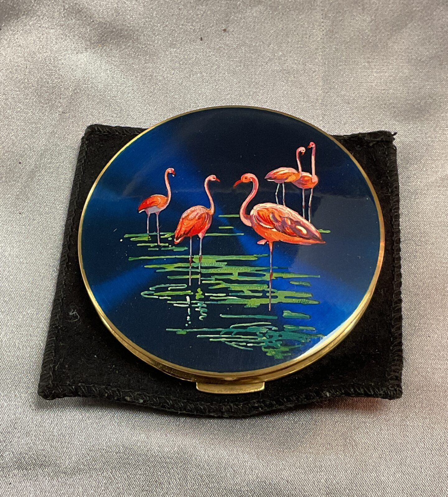 Stratton pink flamingo decorated enamelled compact