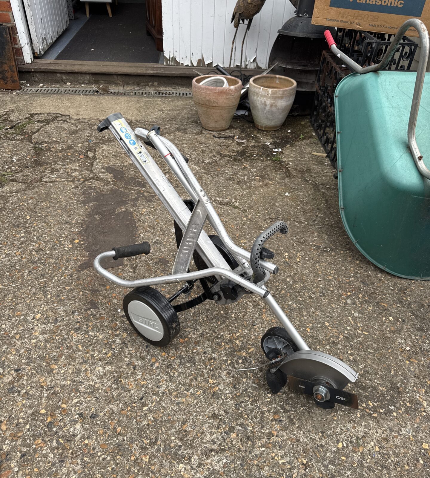 Stihl lawn edger