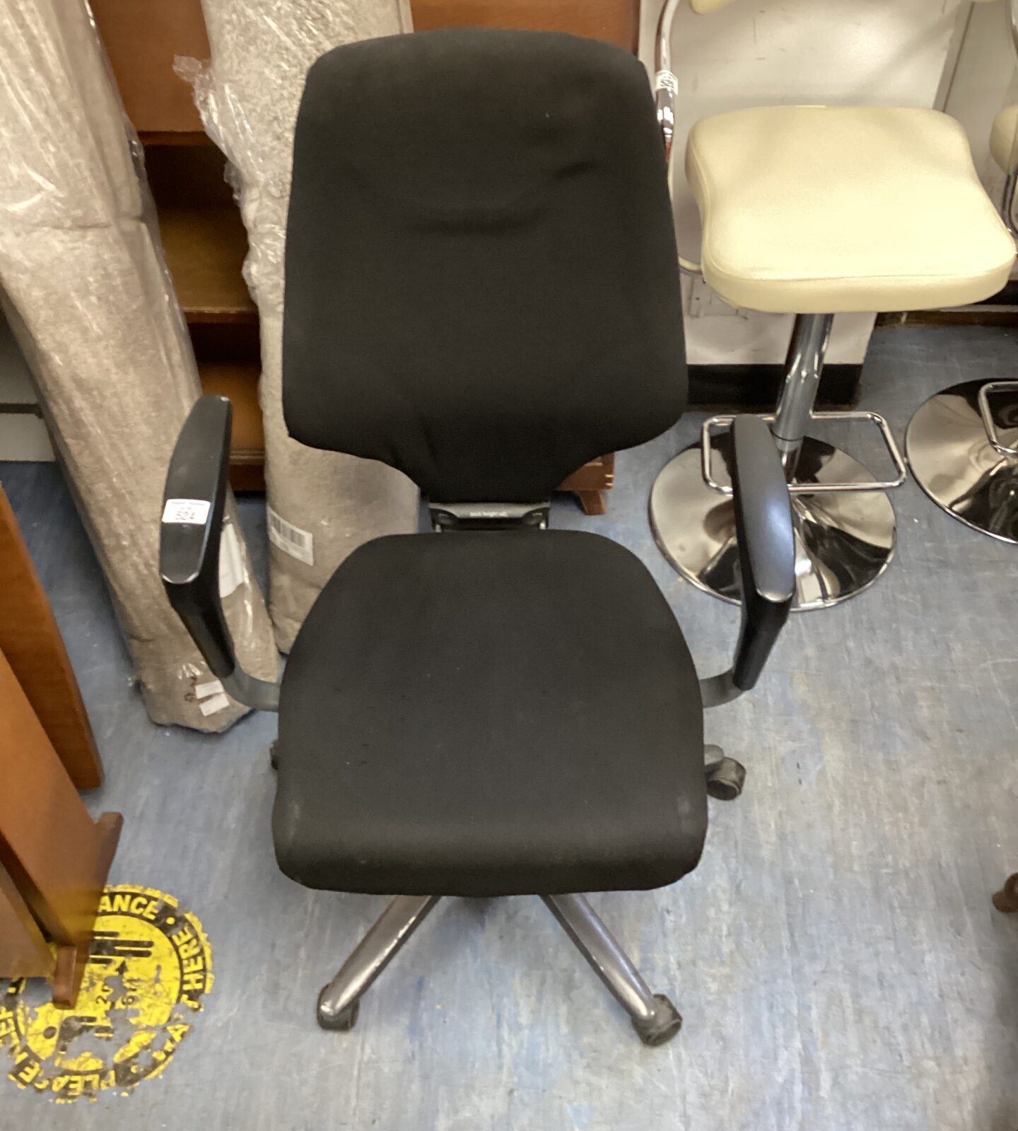 Black office swivel chair