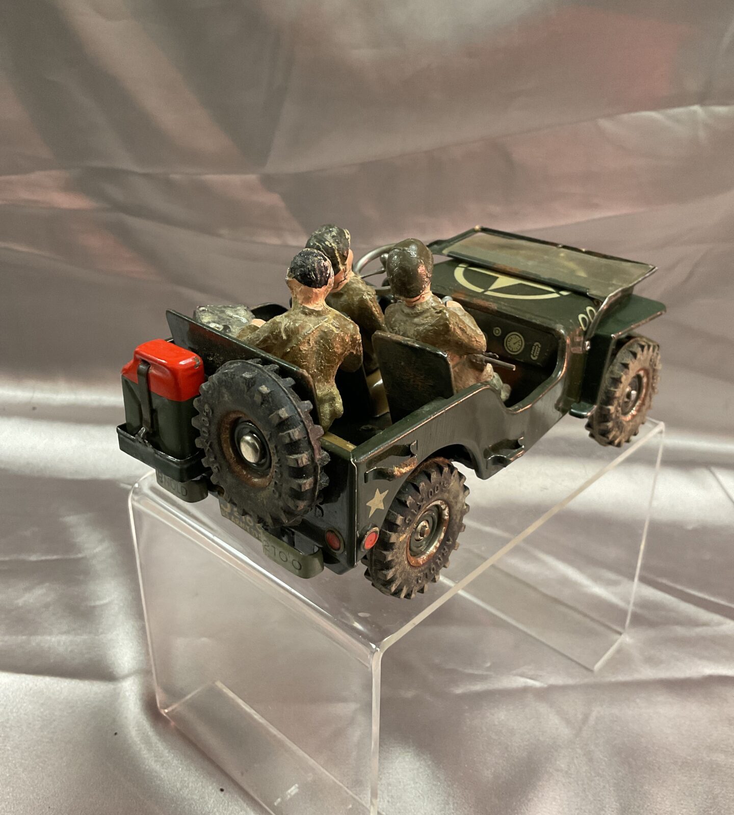 vintage arnold clockwork ww2 American Willis jeep with key working - Image 3