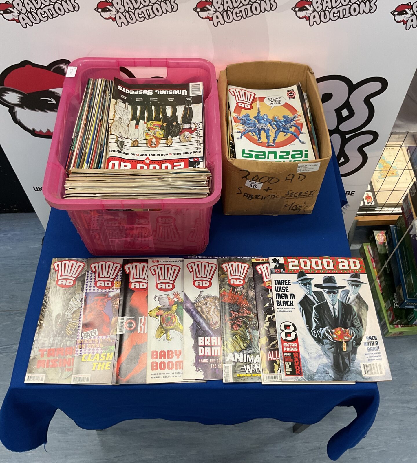 Large collection of 2000ad comics