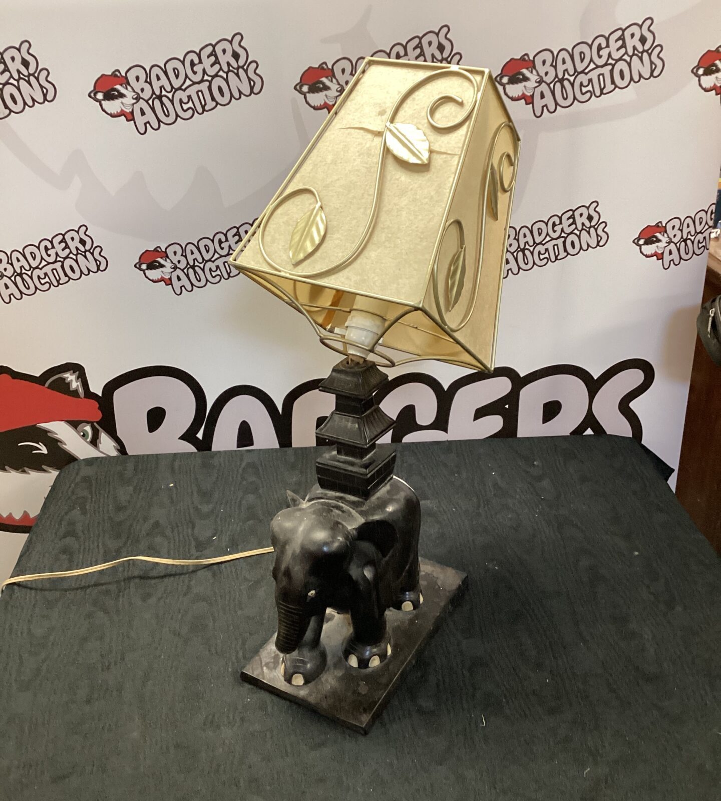 African art elephant table lamp