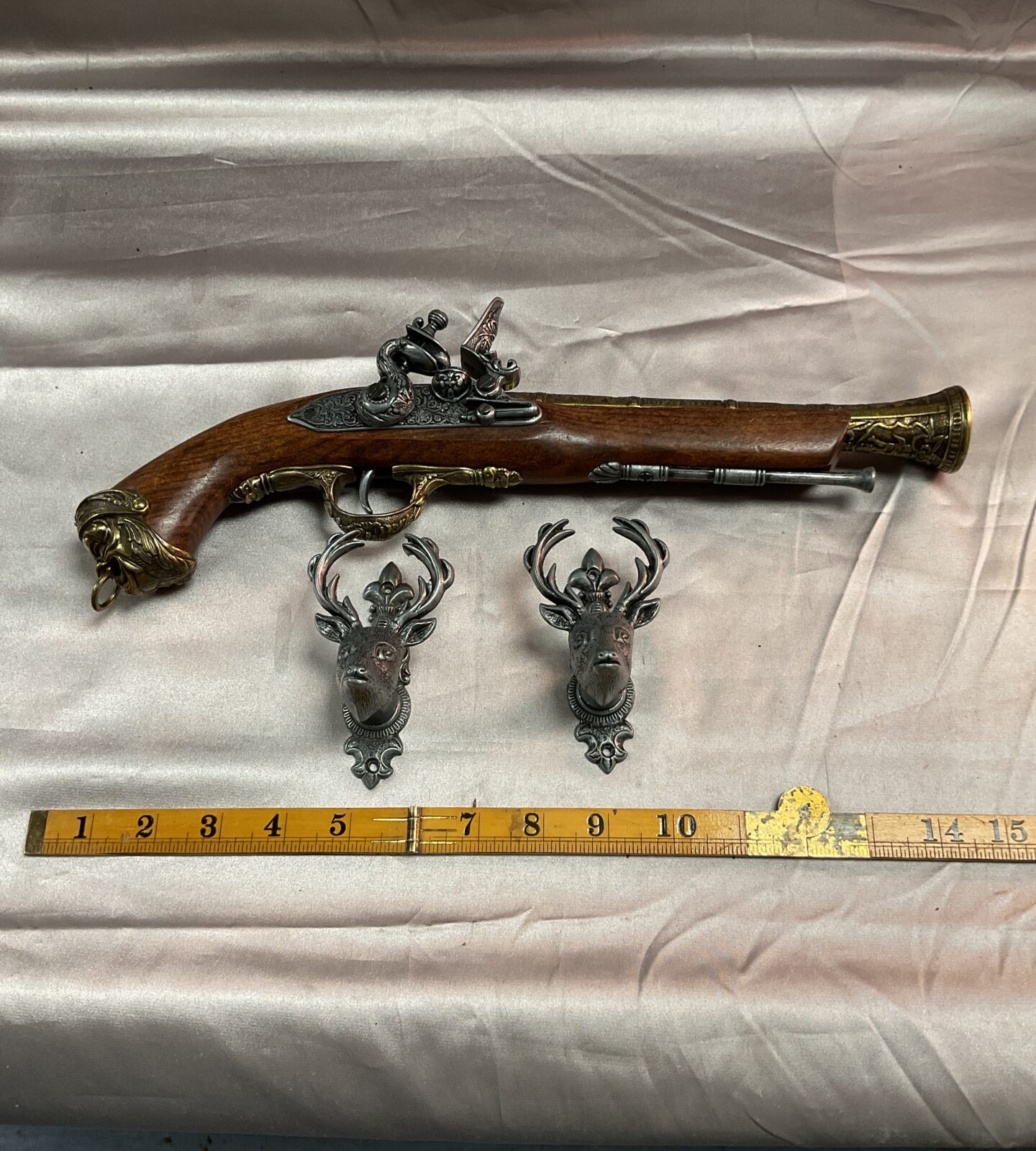 Reproduction 18th century Italian pirate flintlock pistol with wall brackets