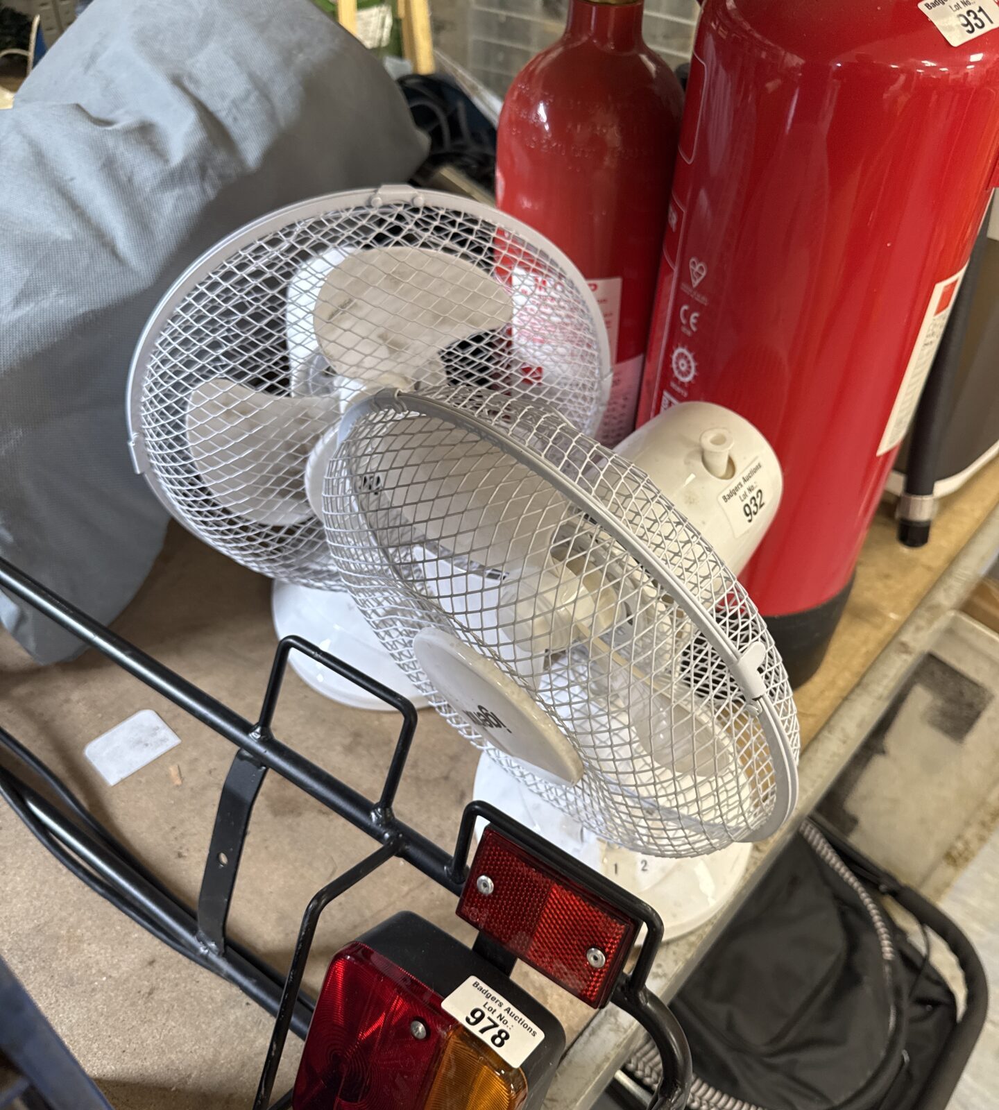 Two small igenix desk fans