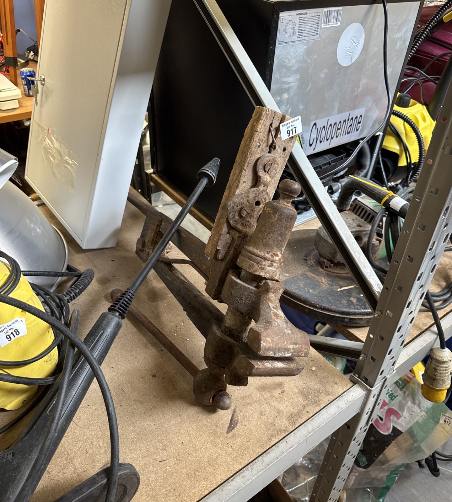 Vintage bench vice