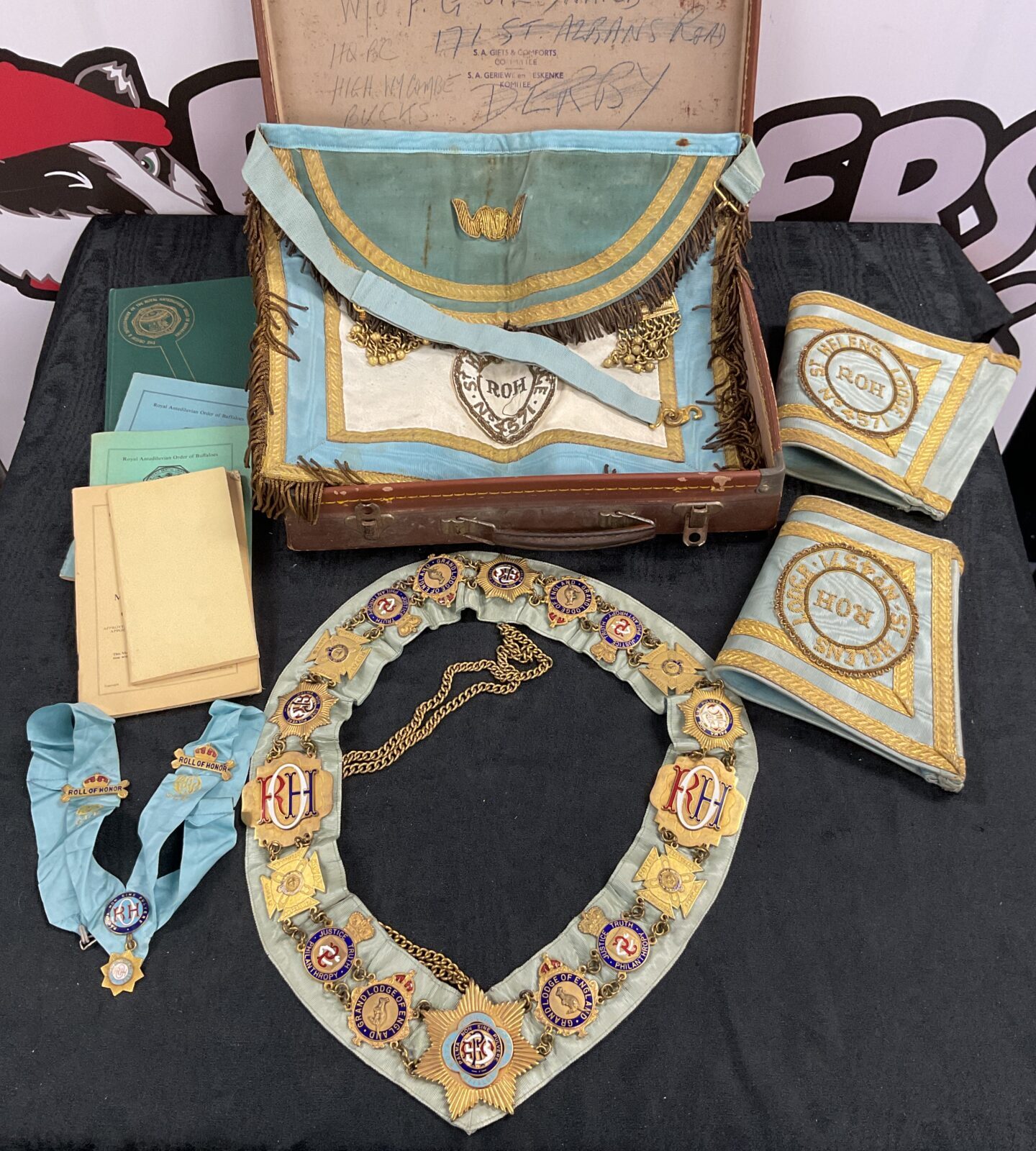 R A O B Royal Antedeluvian order of buffaloes case containing ROH Collar with jewels Sash apron and cuffs