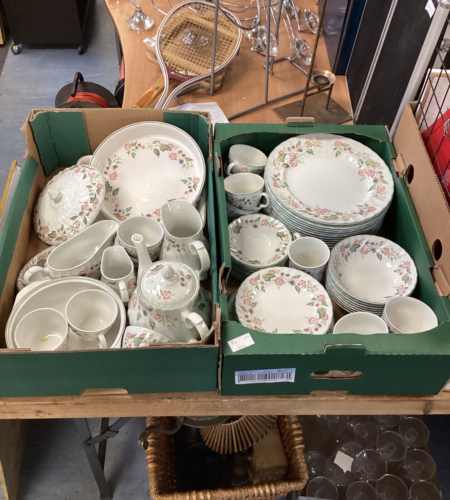 Large British home store victorian rose dinner service set