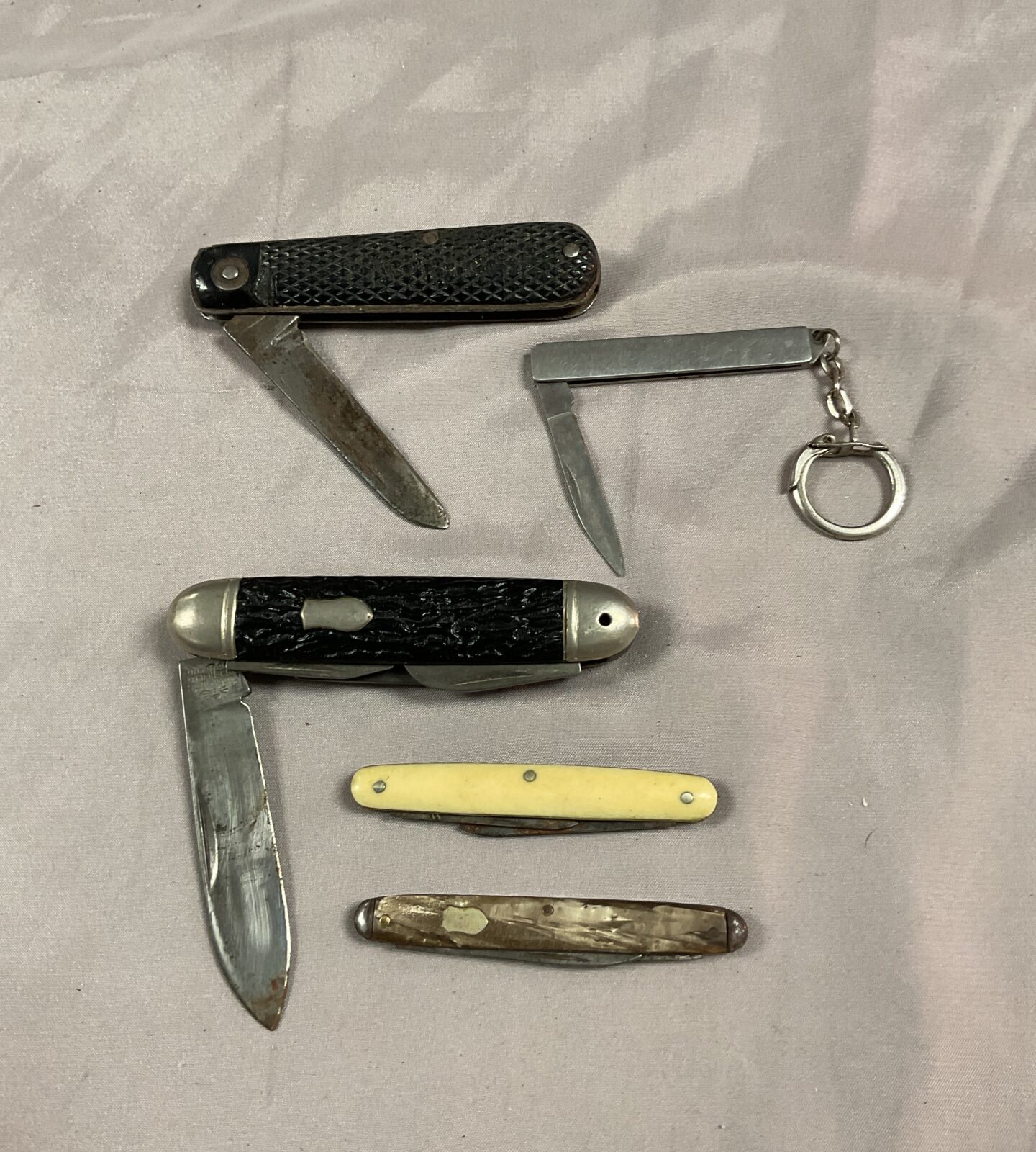 Taylor’s eye witness pocket knife and other bone handle pocket knives