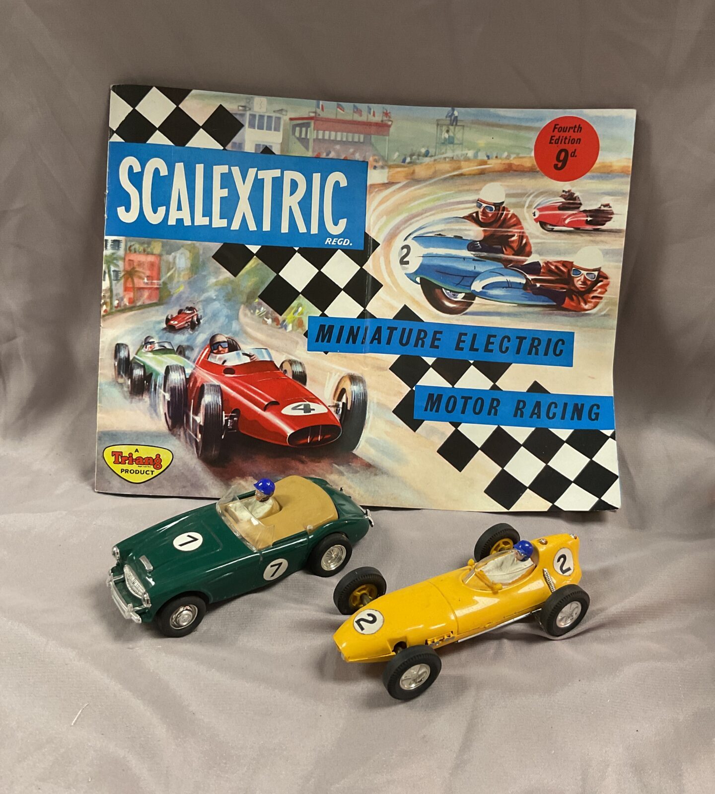 Vintage Triang scalextric lotus and Austin healey 3000 With booklet