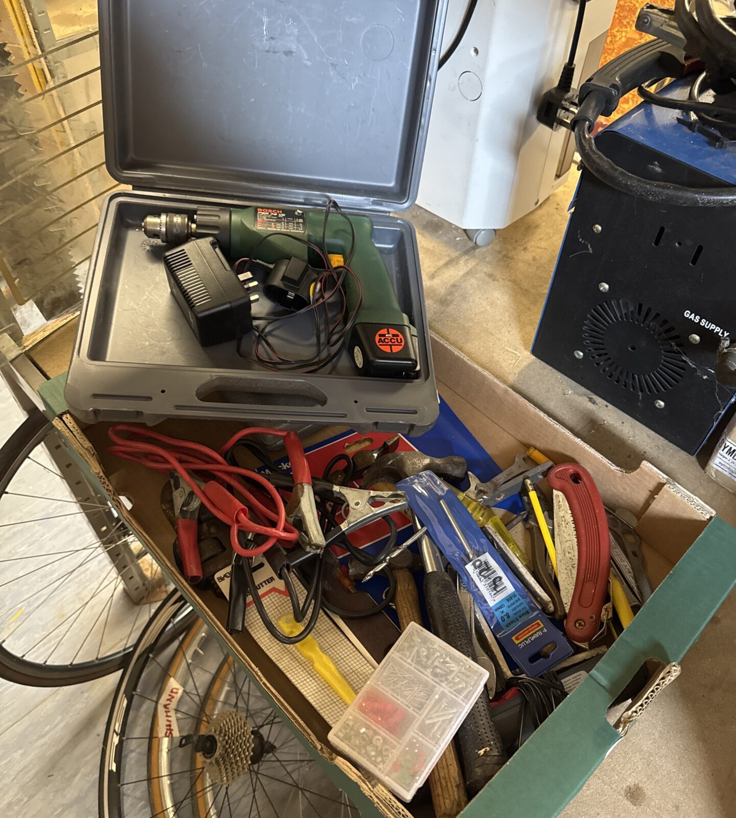 Tray of shed clearance items inc Bosch cordless drill