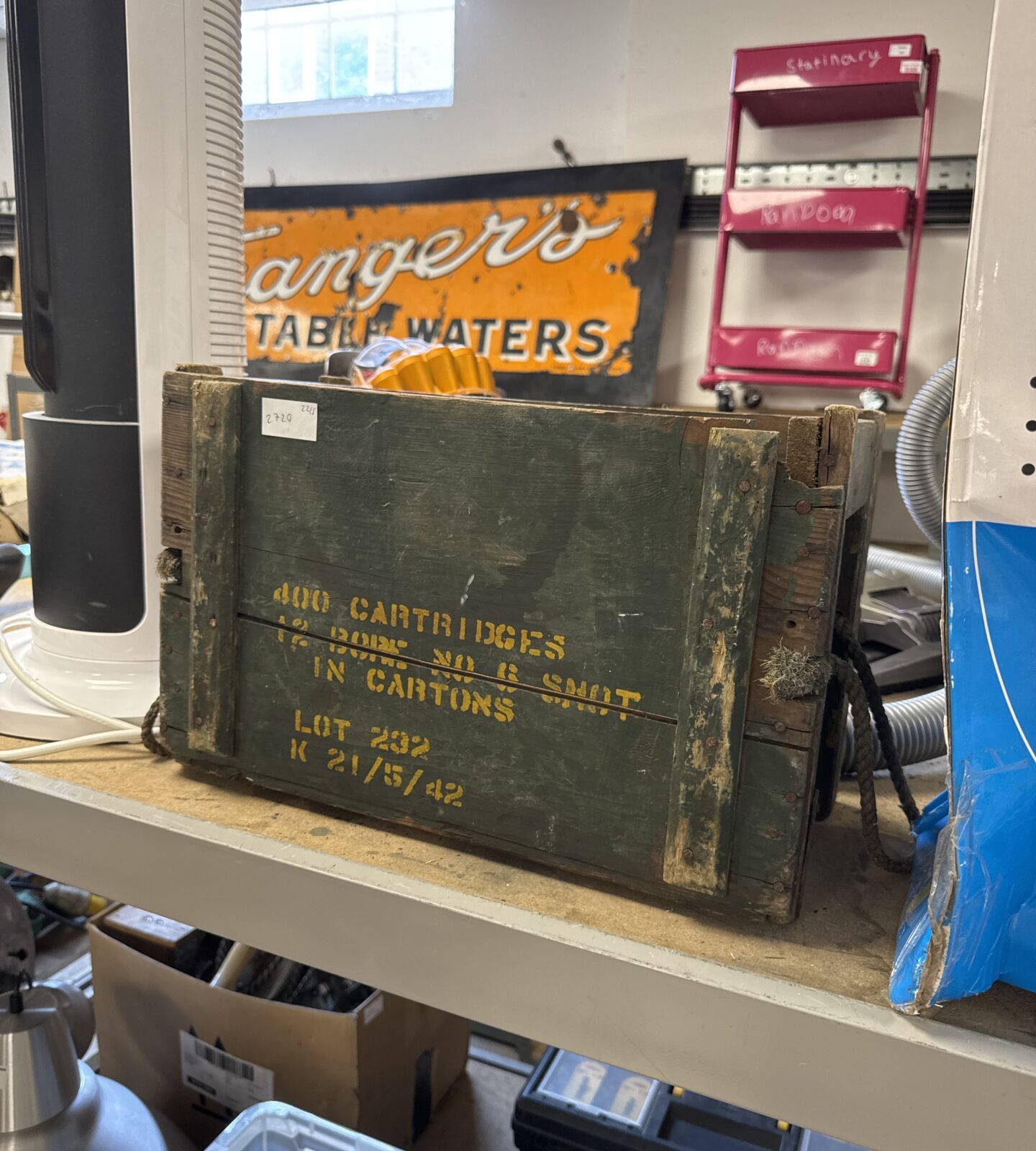 Vintage WW2 42 dated wooden ammo box with rope handles