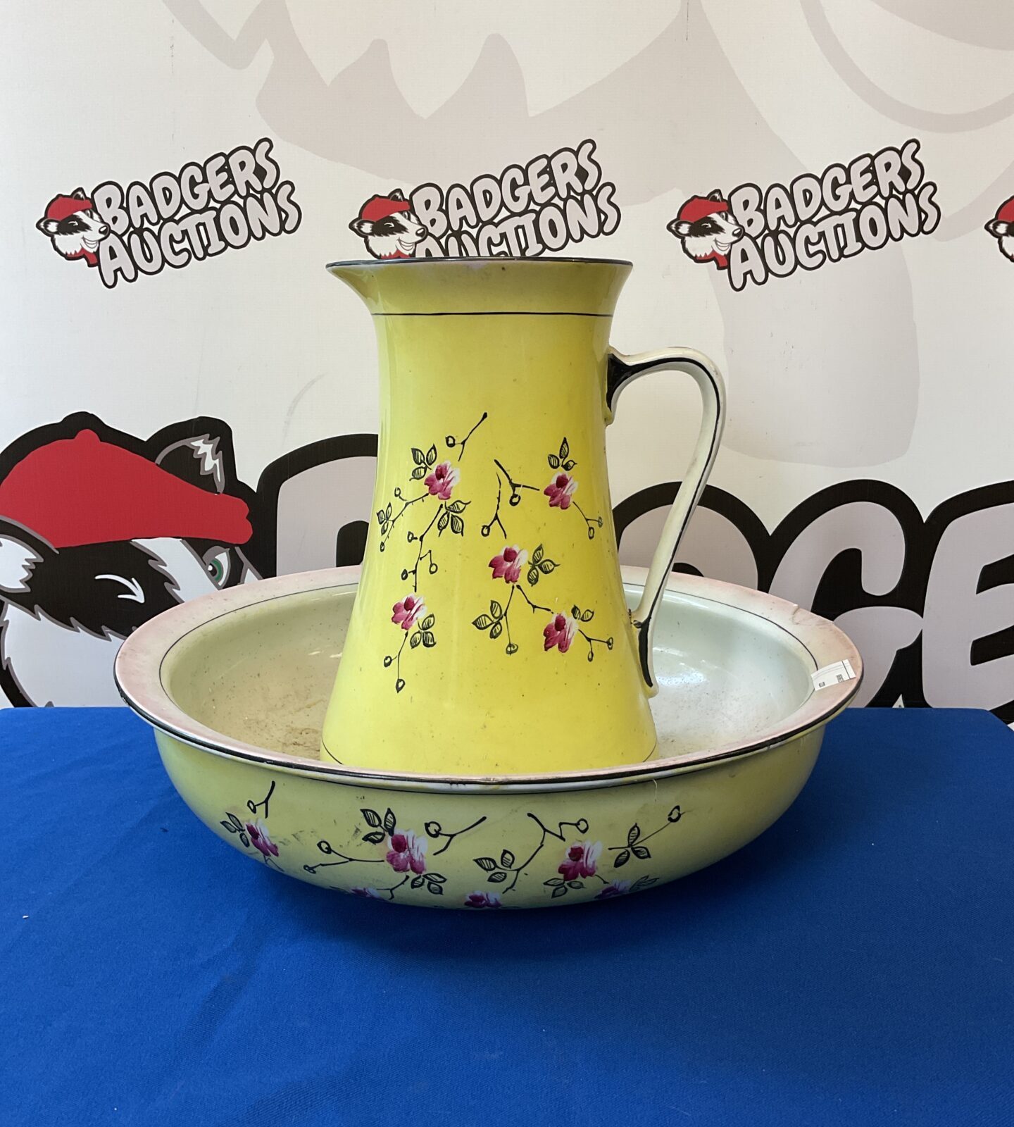 Victorian bridgwood wash jug & bowl (damaged repaired)