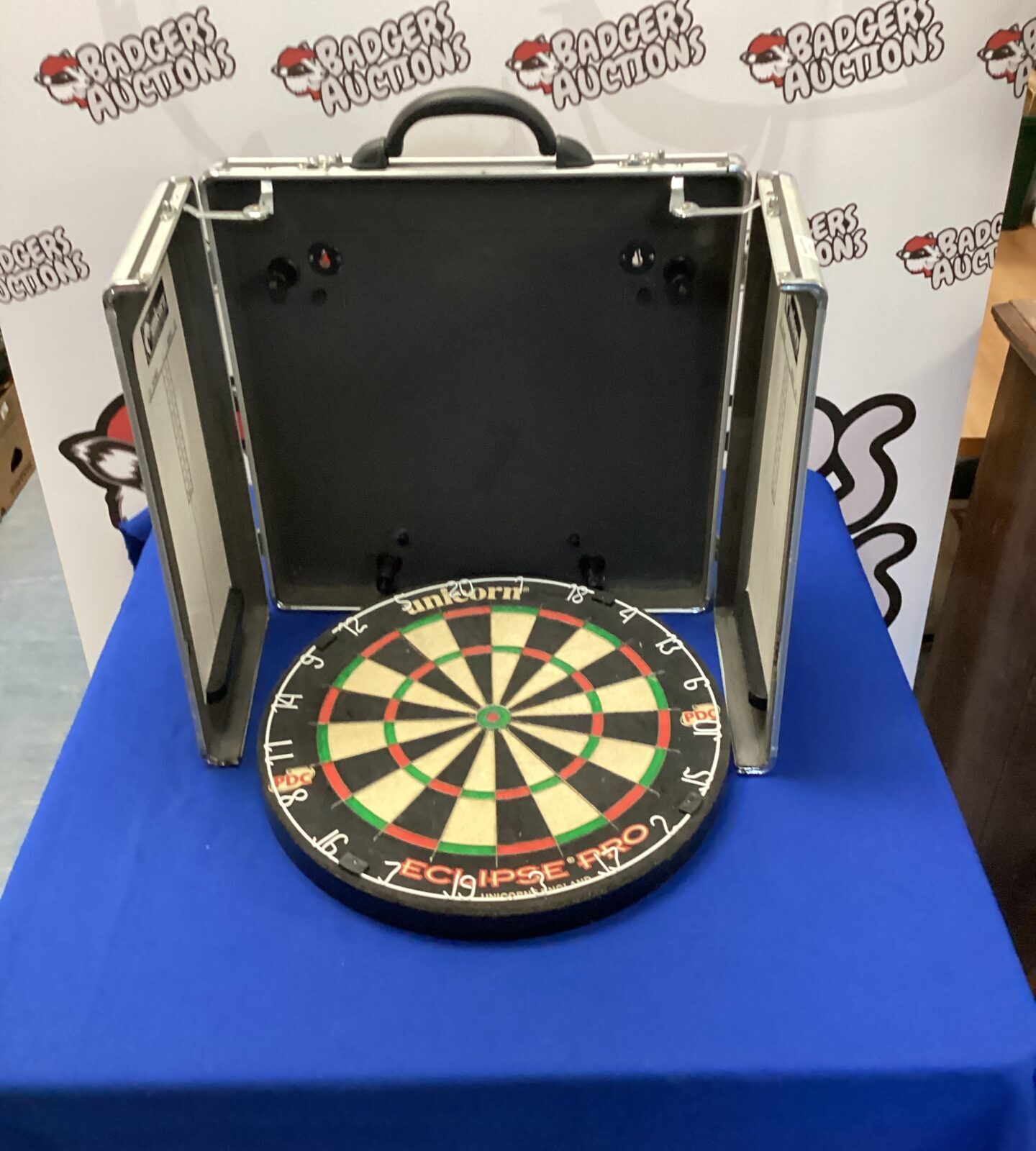 Unicorn dart board & back box