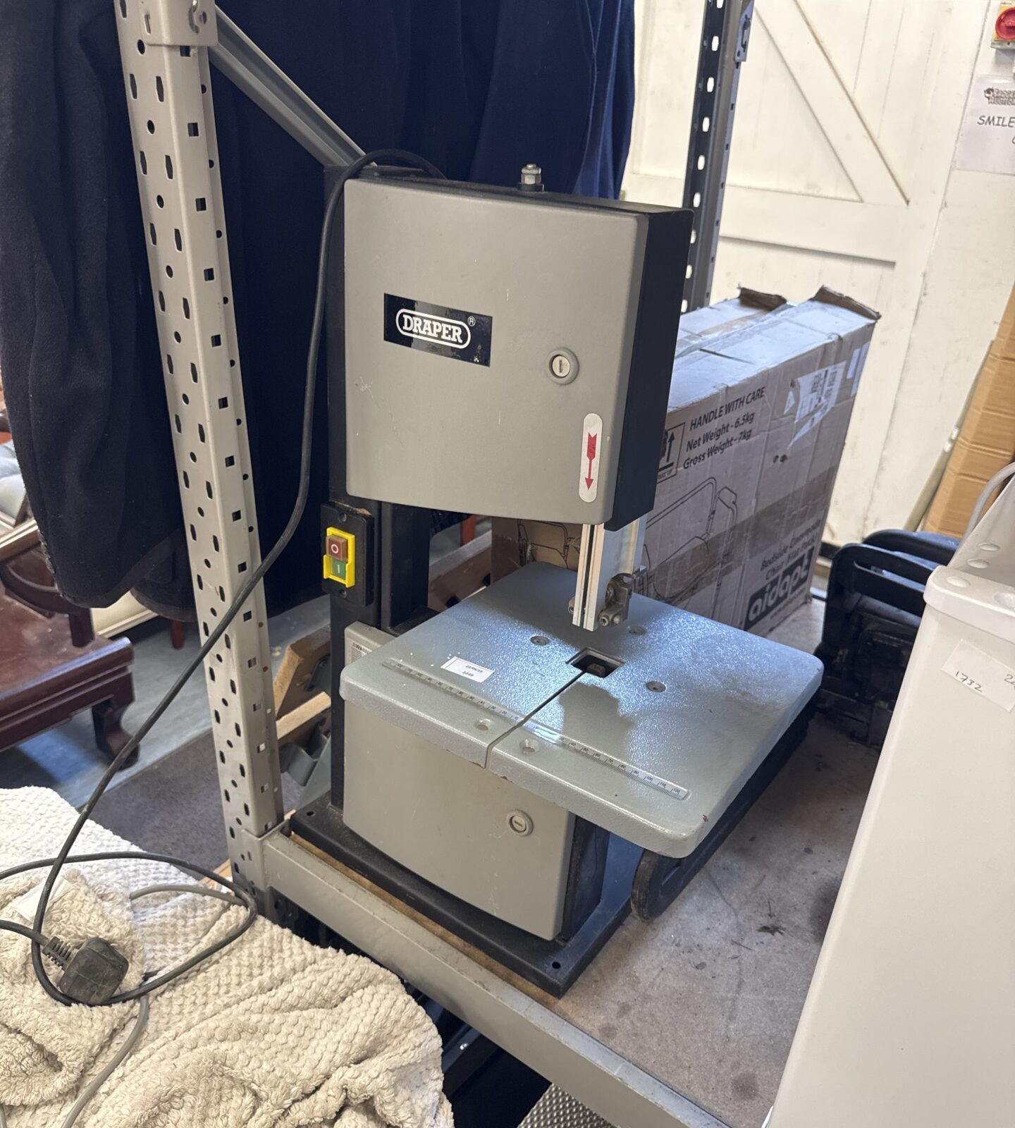 Draper bandsaw - motor powers on, untested further, needs blade