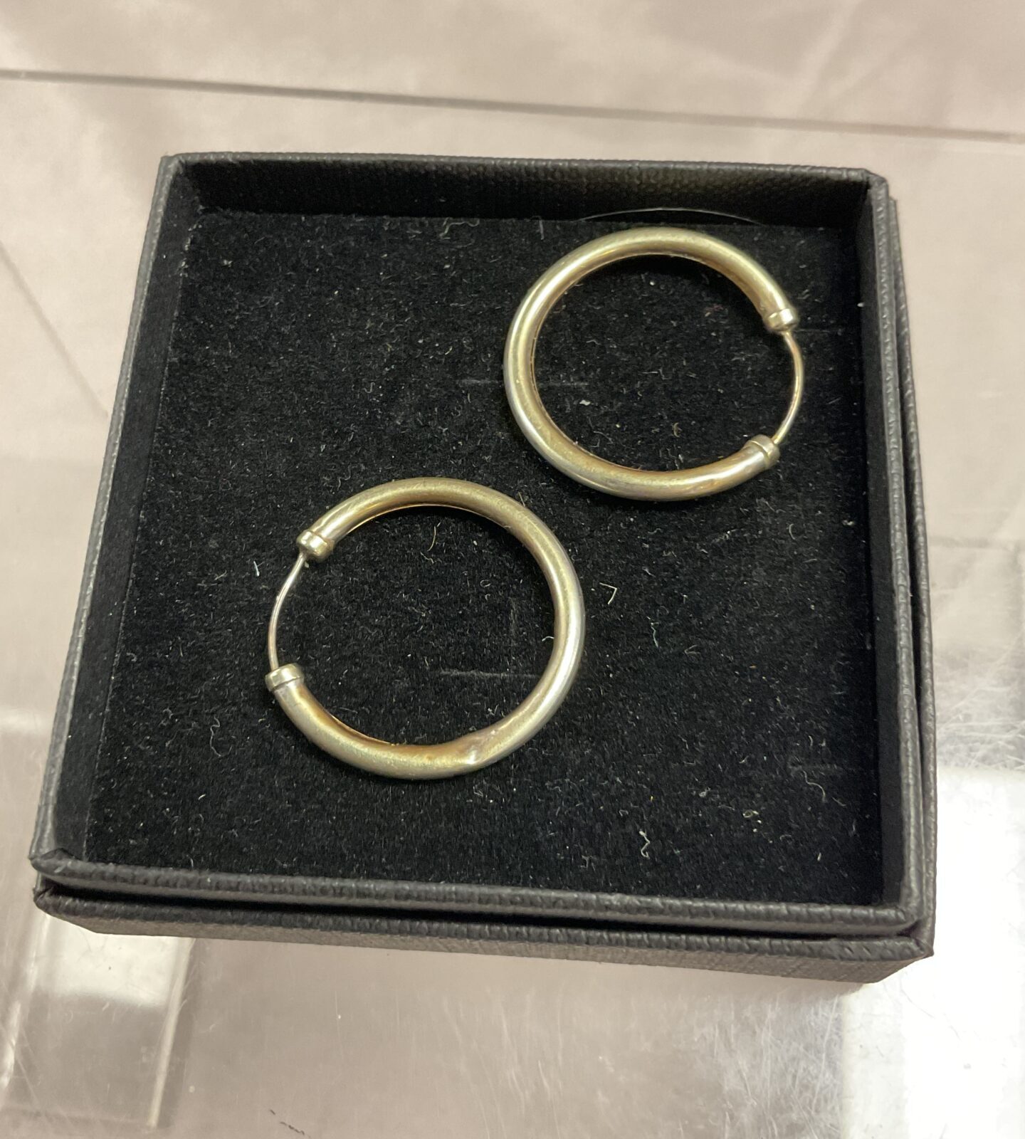 Pair 9ct white gold hoop  Earrings