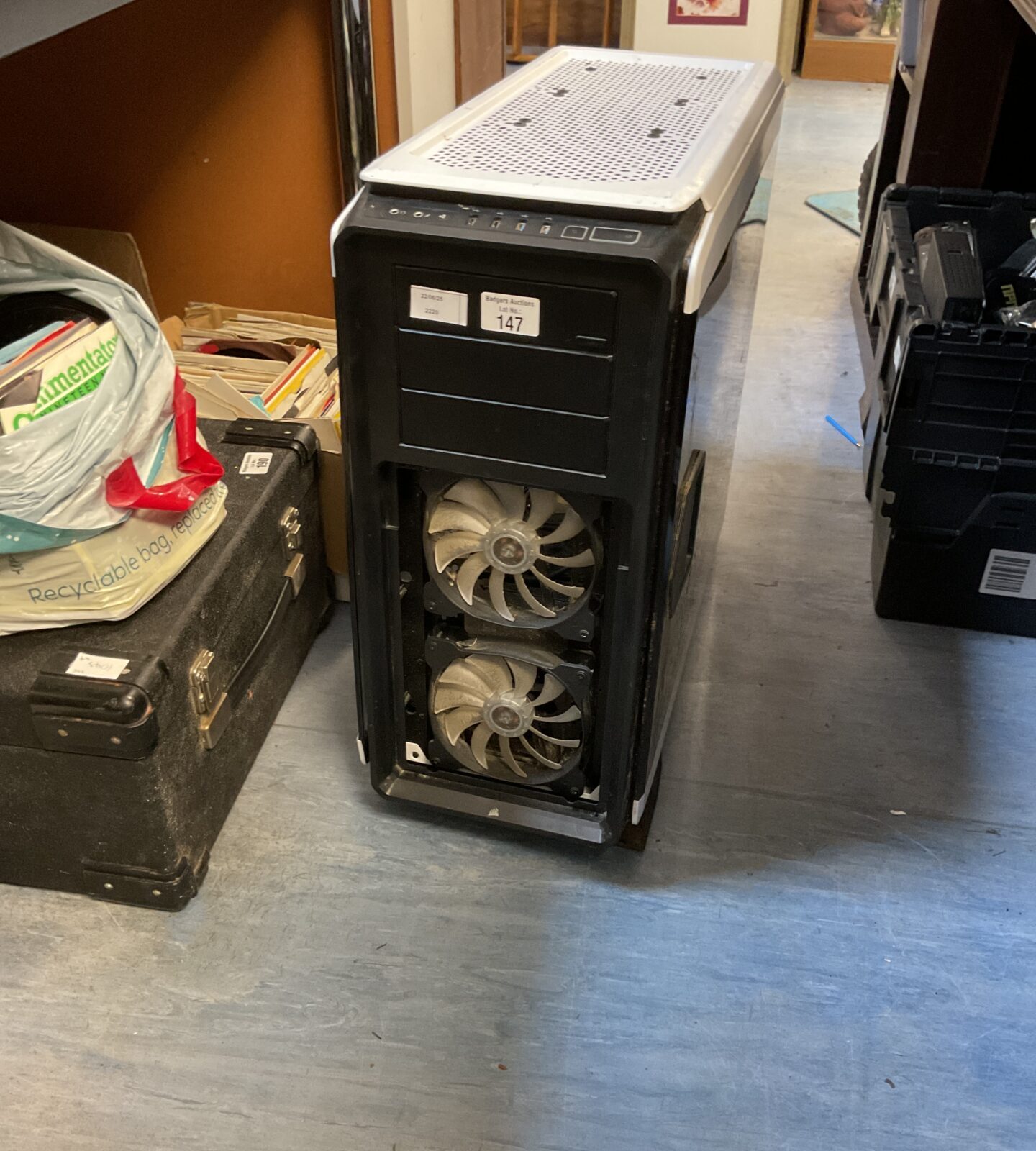 Gaming pc in case